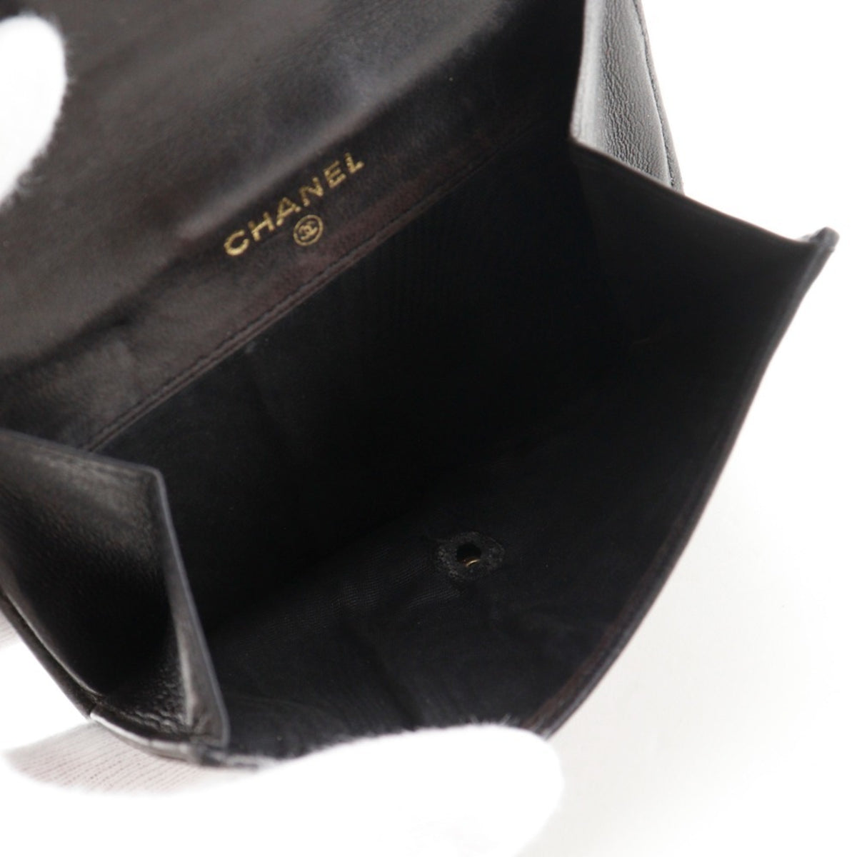 Chanel Black Leather Wallet (Bi-Fold) (Pre-Owned)