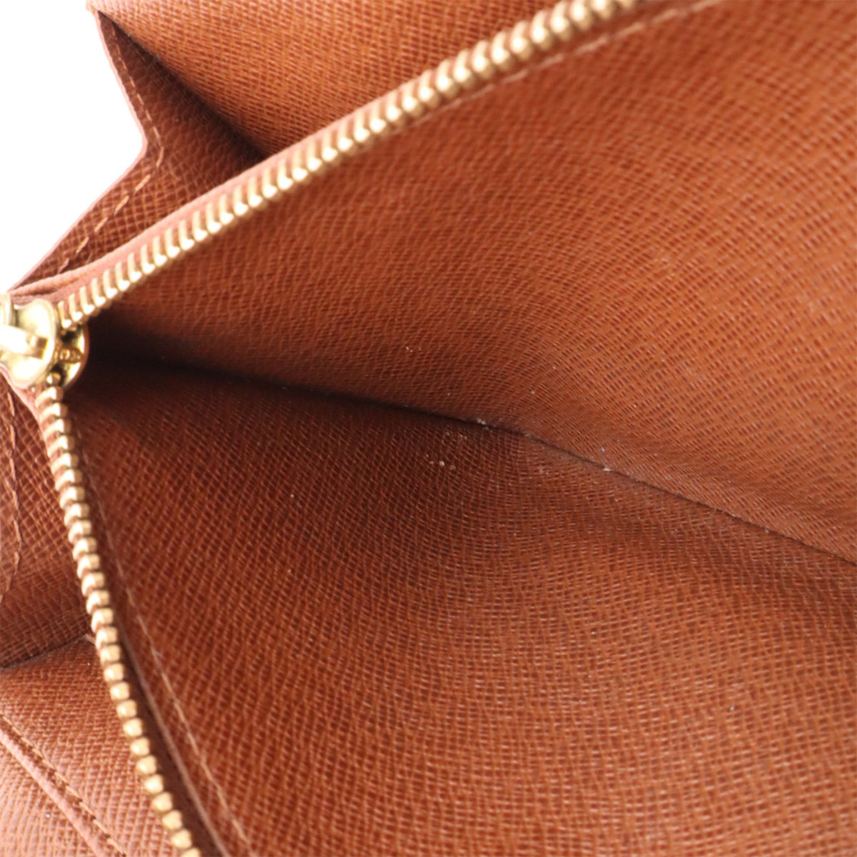 Louis Vuitton Brown Monogram Monogram Long Wallet (Bi-Fold) (Pre-Owned)
