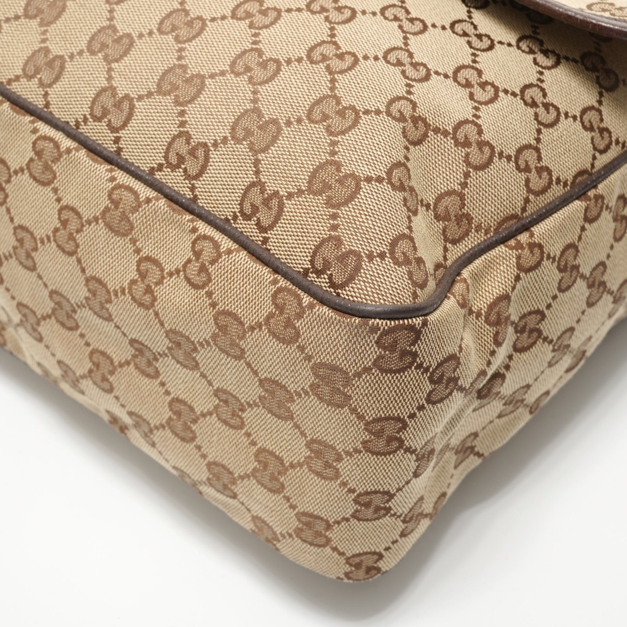 Gucci Gg Canvas Beige Gg Canvas Shoulder Bag (Pre-Owned)