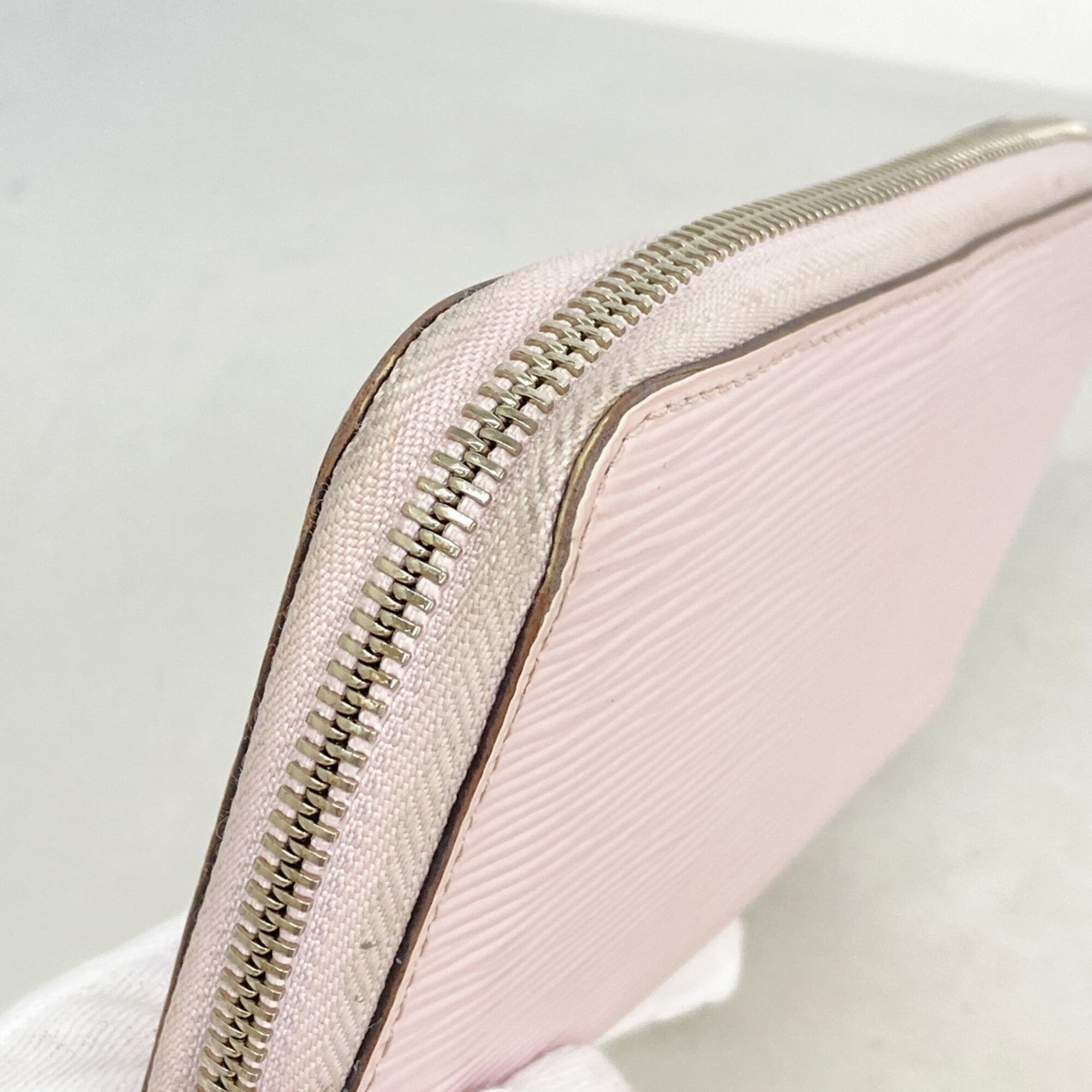 Louis Vuitton Pink Long Wallet (Bi-Fold) (Pre-Owned)