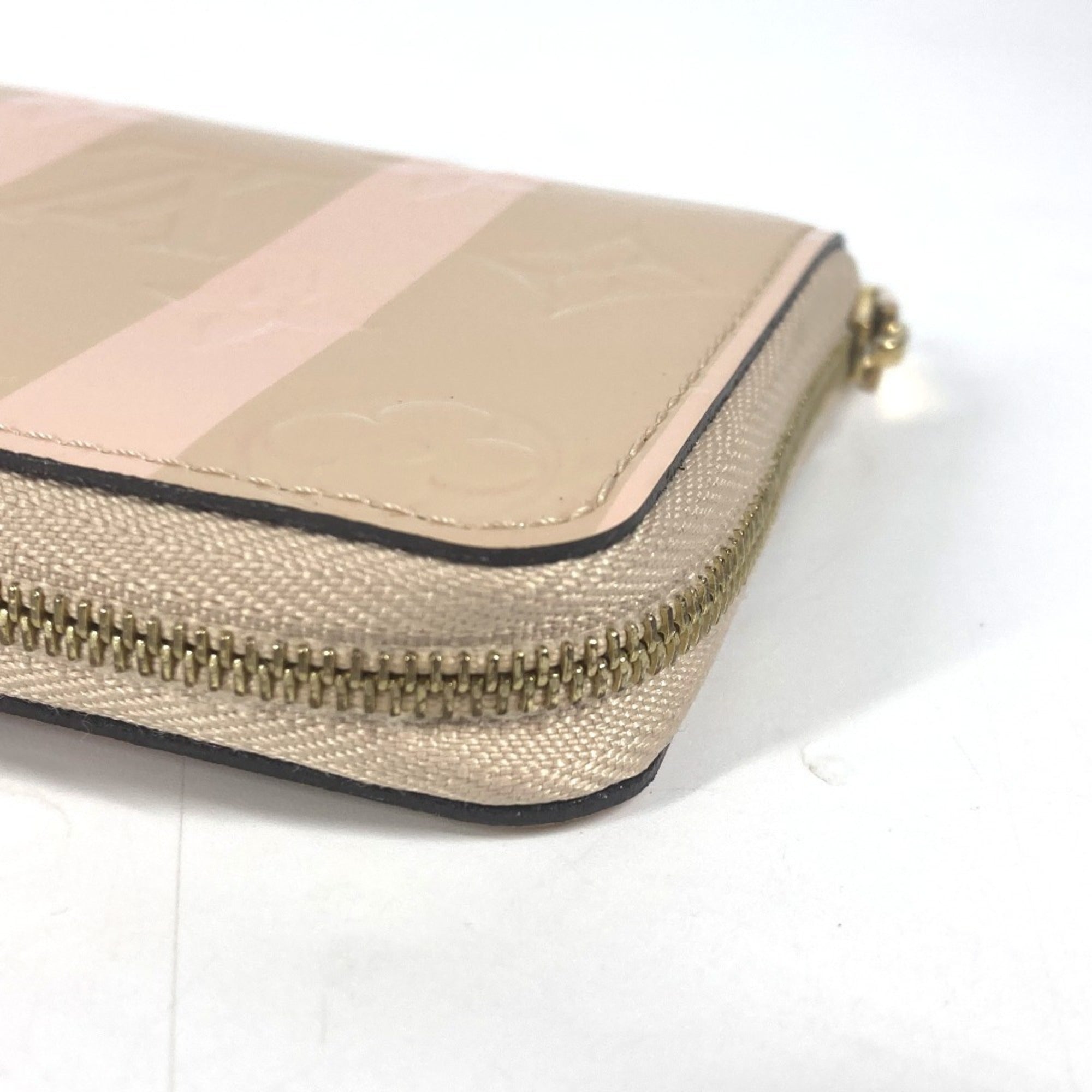 Louis Vuitton Beige Pink Vernis Long Wallet (Bi-Fold) (Pre-Owned)
