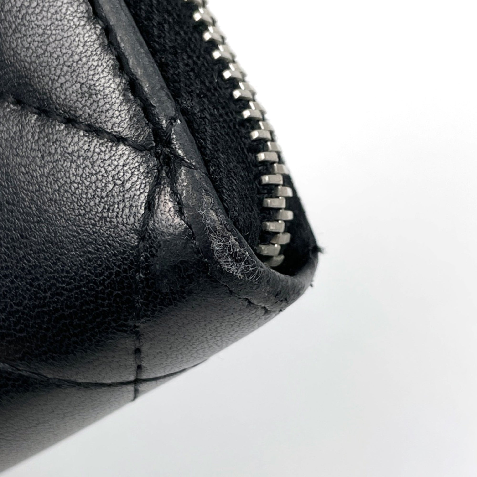 Chanel Black Leather Long Wallet (Bi-Fold) (Pre-Owned)