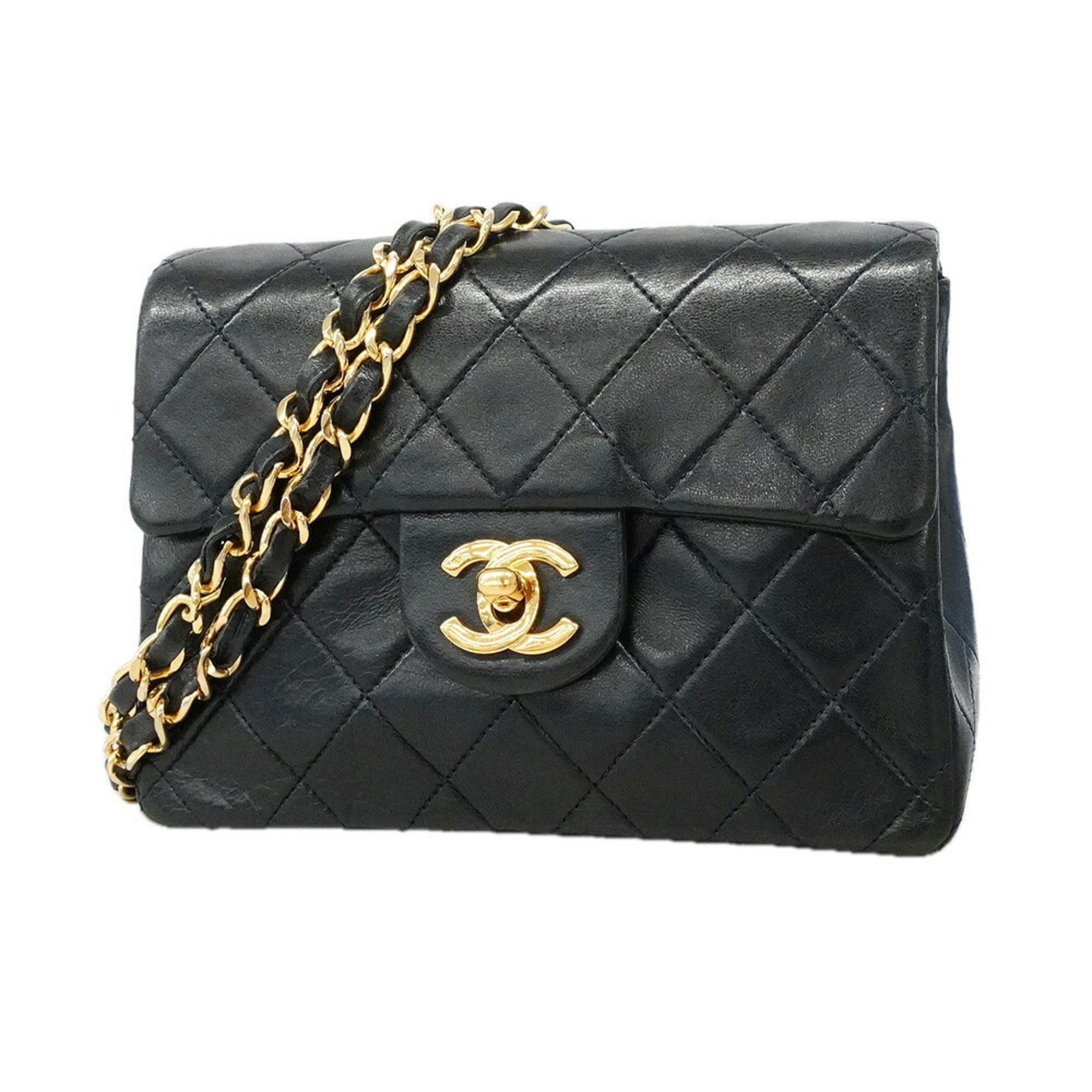 Chanel Black Leather Shoulder Bag (Pre-Owned)