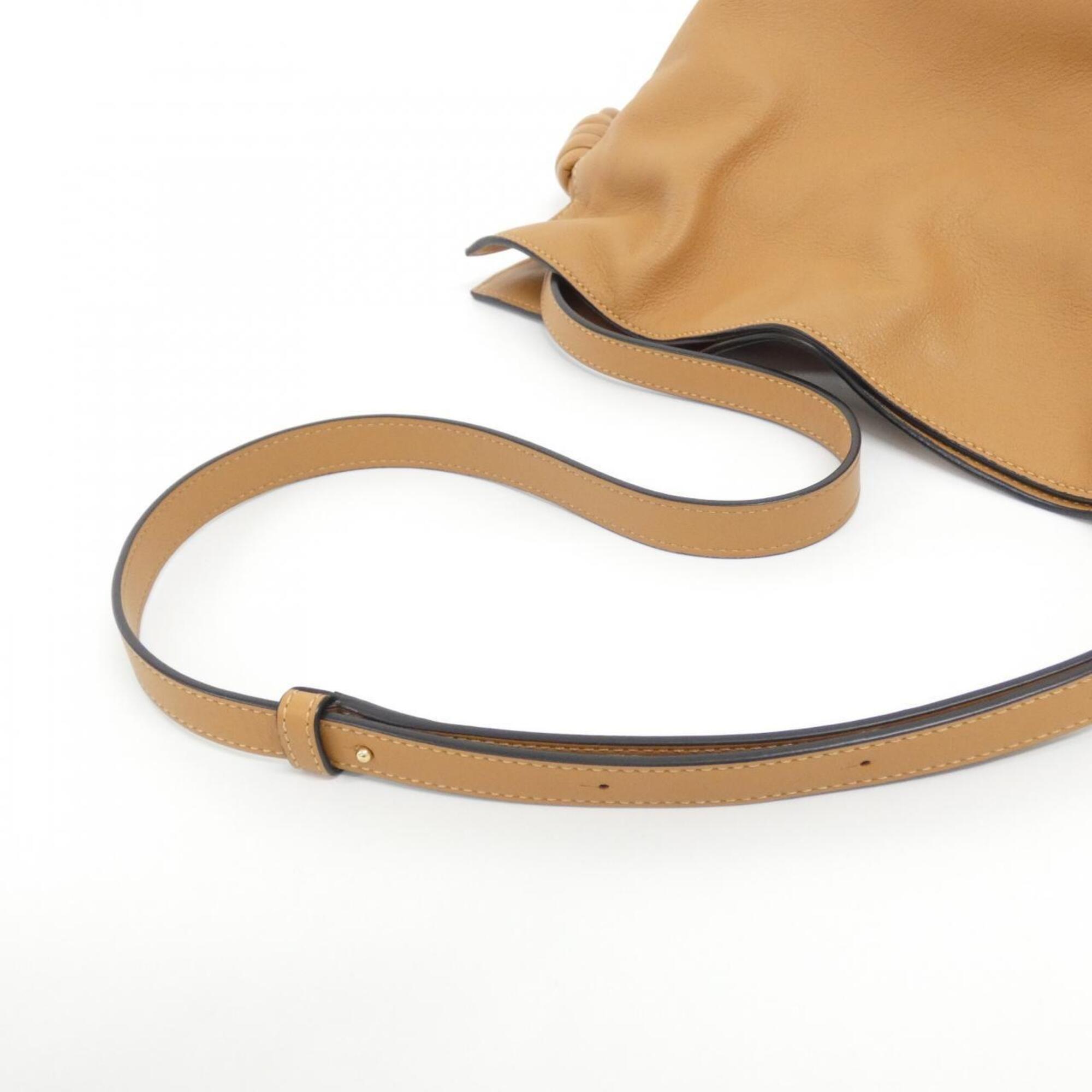 Loewe Beige Leather Handbag (Pre-Owned)