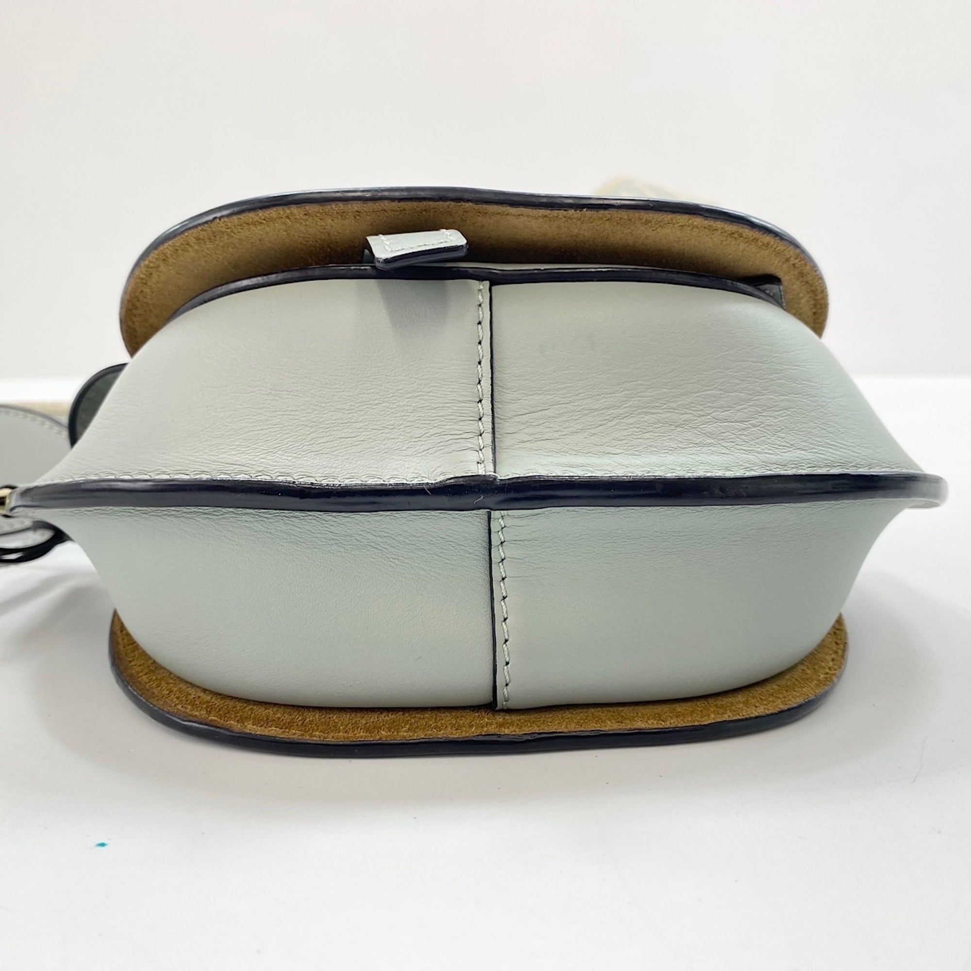 Loewe Blue Leather Shoulder Bag (Pre-Owned)