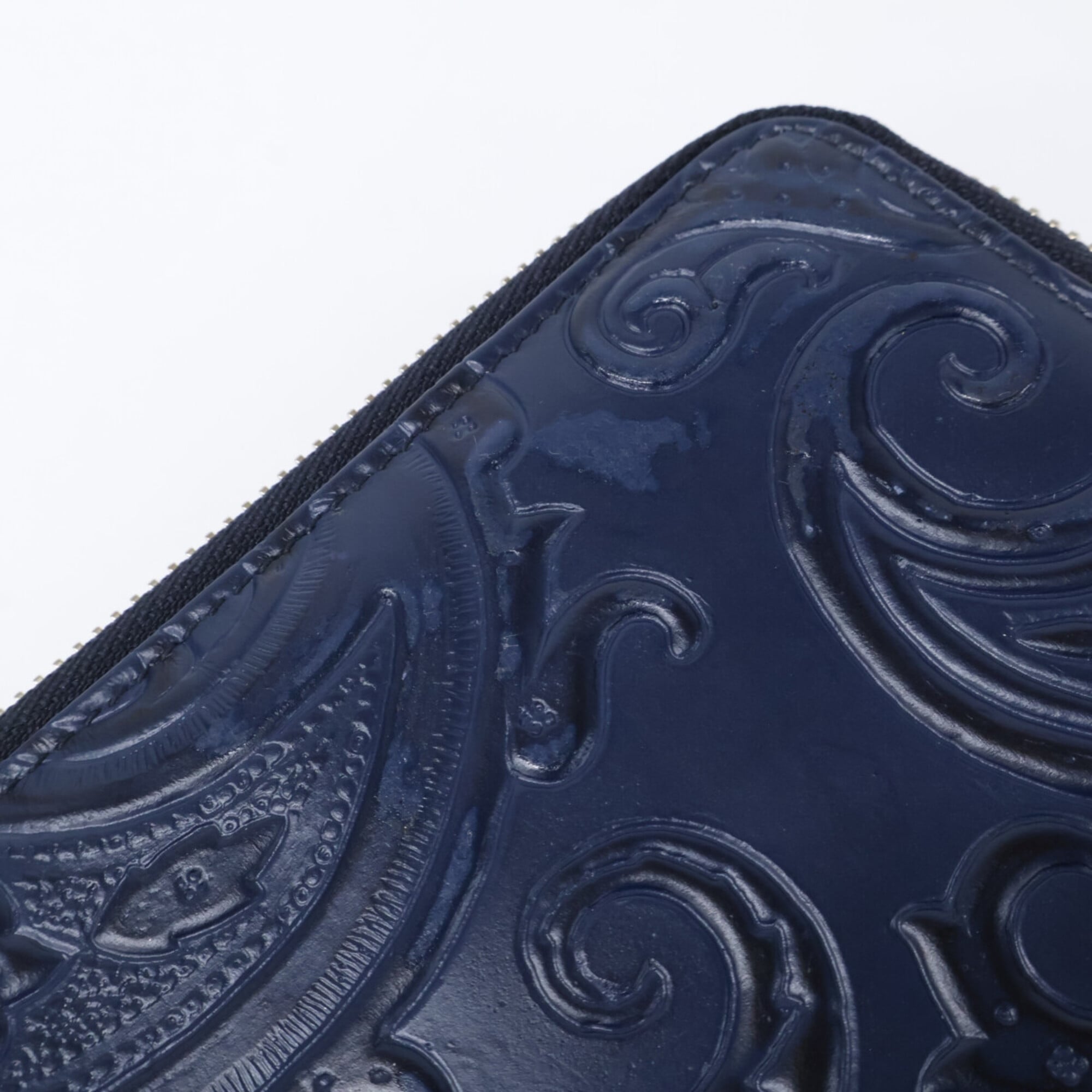 Etro Navy Leather Clutch Bag (Pre-Owned)