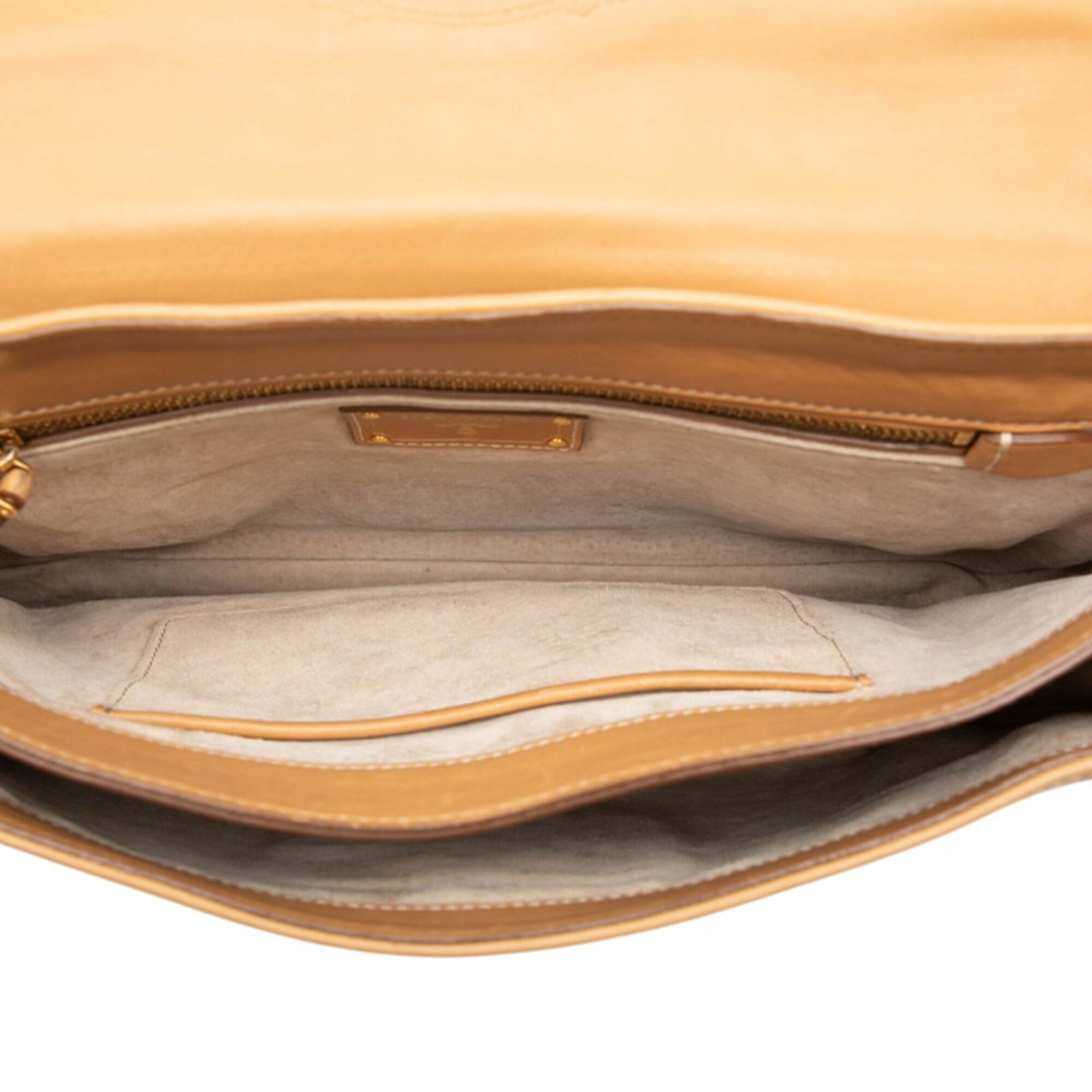 Prada Beige Leather Shoulder Bag (Pre-Owned)