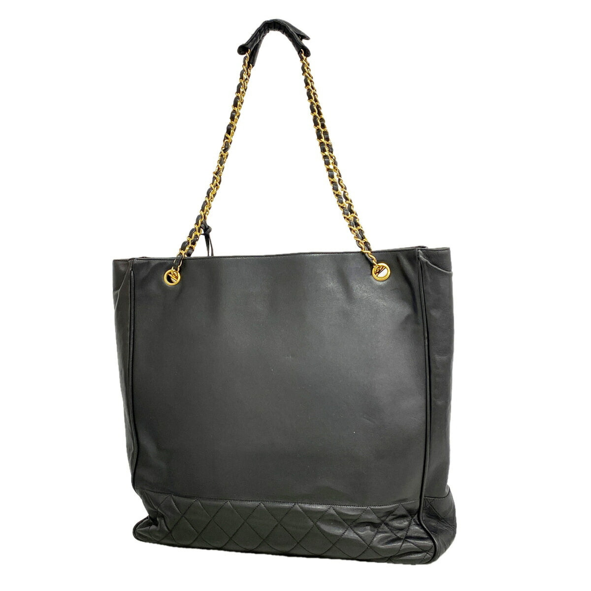 Chanel Black Leather Shoulder Bag (Pre-Owned)