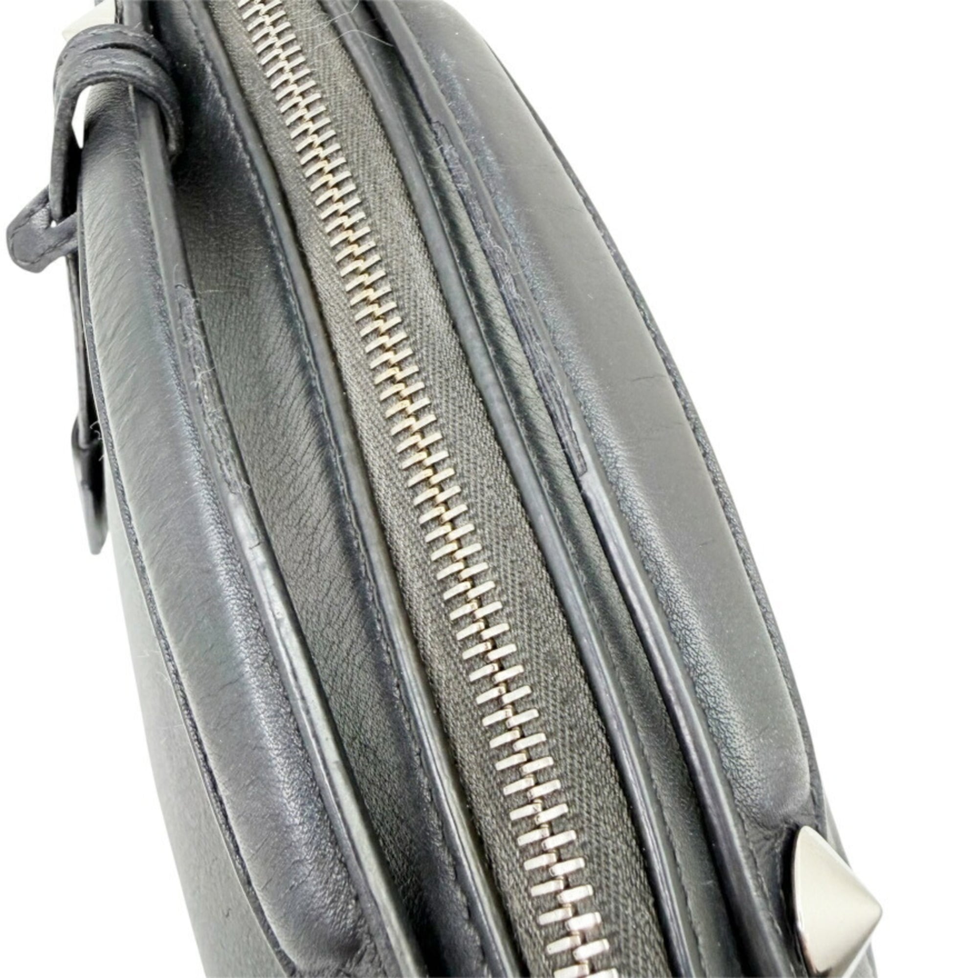 Fendi By The Way Black Leather Shoulder Bag (Pre-Owned)