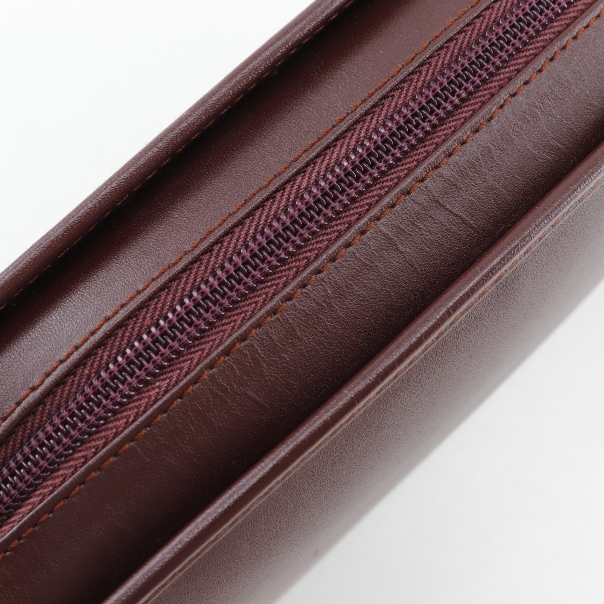 Cartier Must Bordeaux Red Color Wine Red Leather Clutch Bag (Pre-Owned)