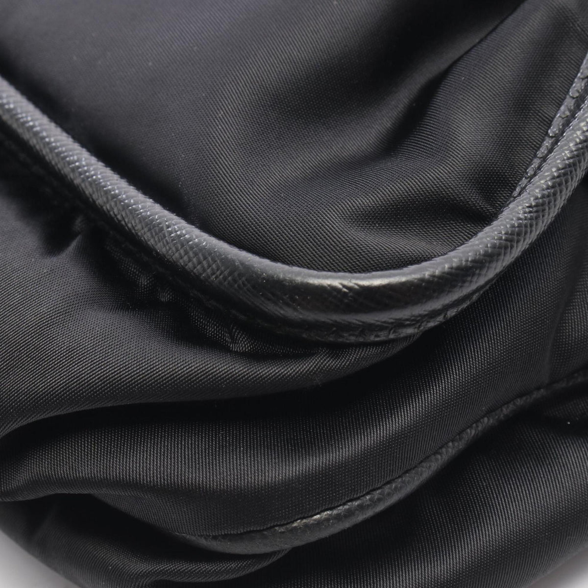 Prada Black Tessuto Saffiano Handbag Shoulder Bag (Pre-Owned)