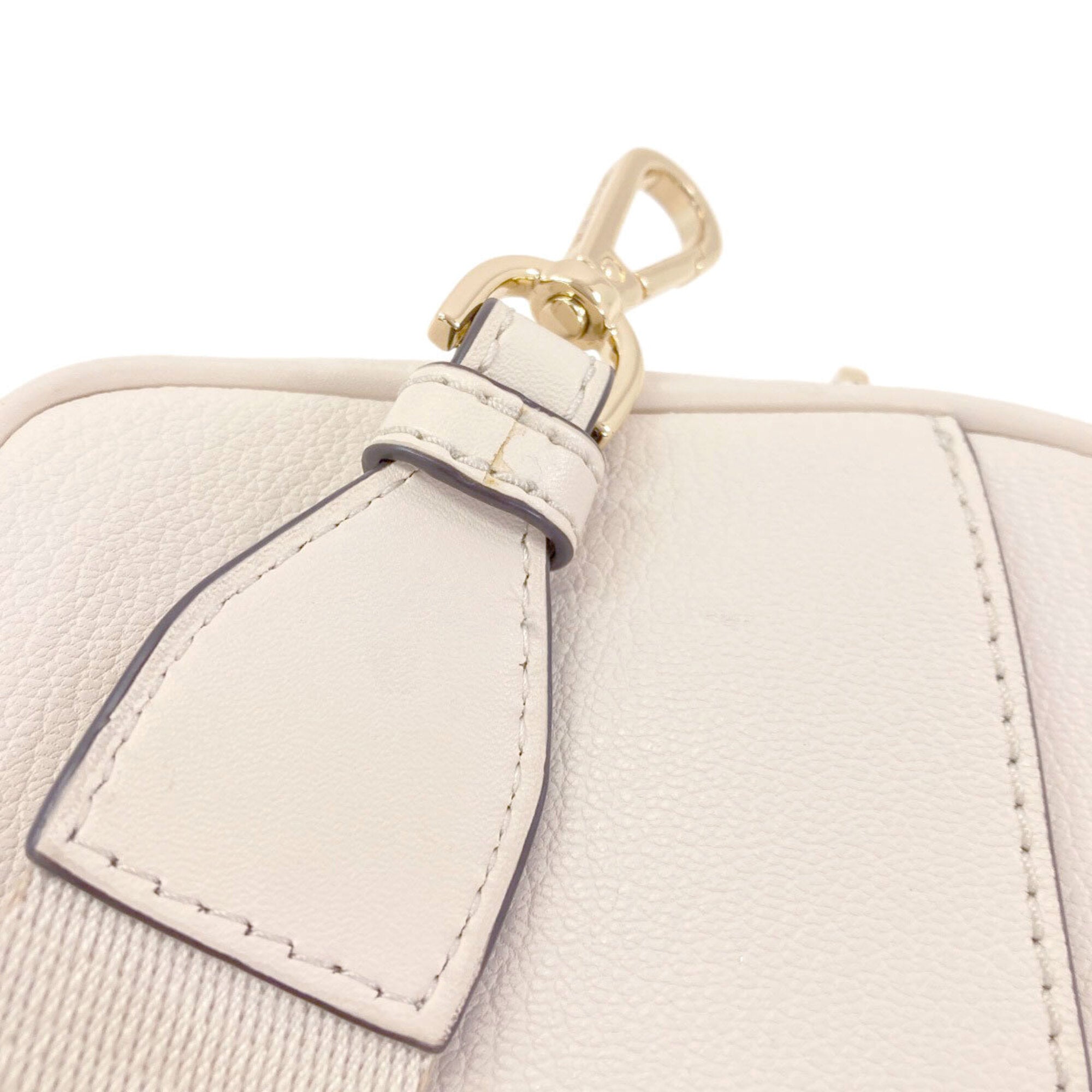 Michael Kors White Leather Shoulder Bag (Pre-Owned)