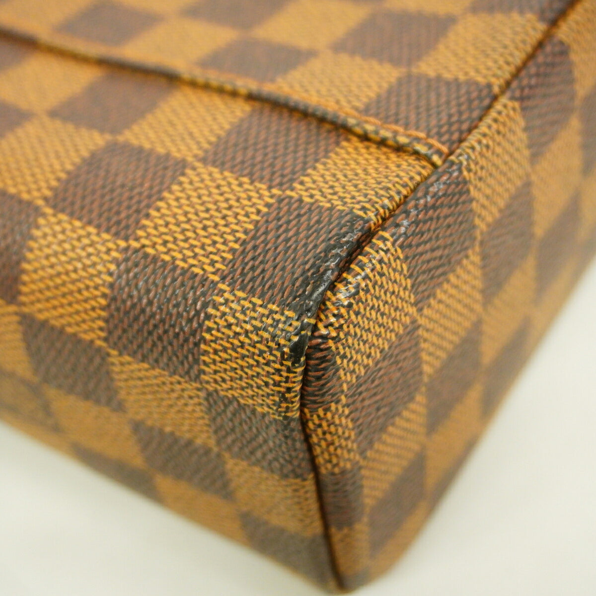 Louis Vuitton Ebene Shoulder Bag (Pre-Owned)