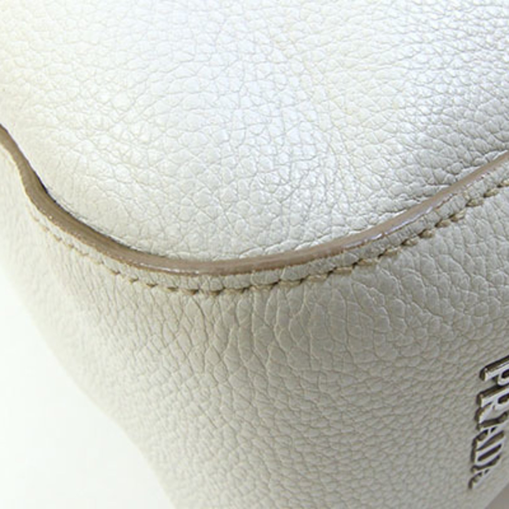 Prada Off-White Talco Leather Shoulder Bag (Pre-Owned)