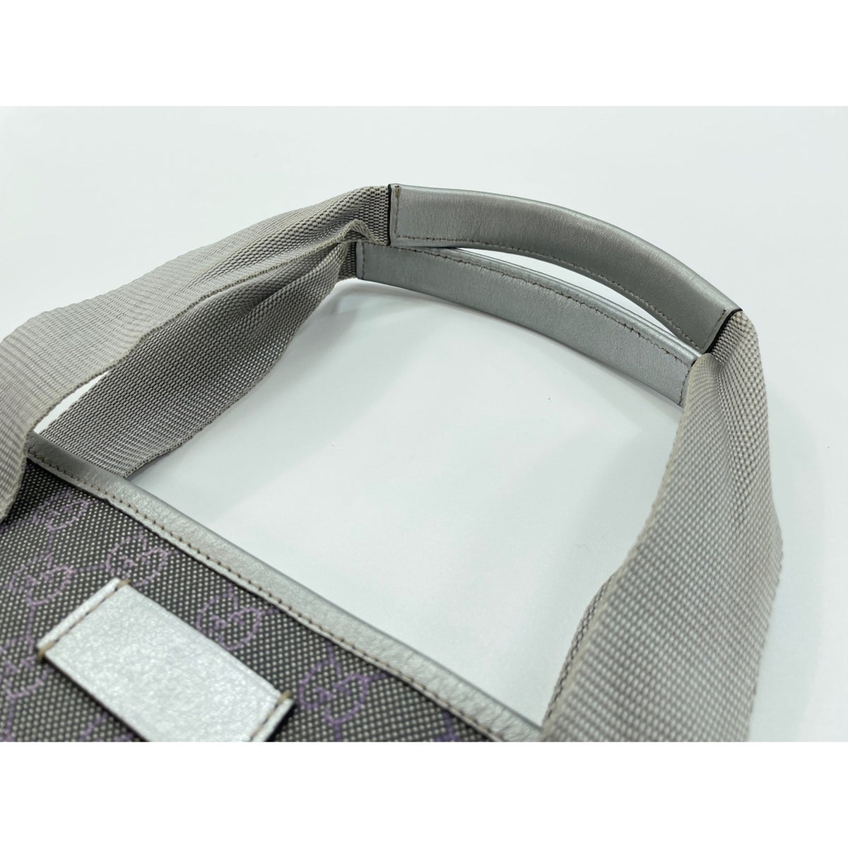 Gucci Gray Gg Supreme Tote Bag (Pre-Owned)
