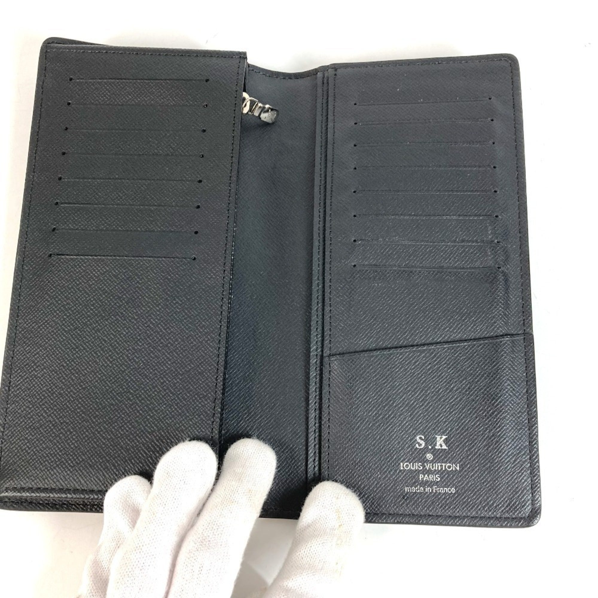 Louis Vuitton Black Noir Epi Leather Long Wallet (Bi-Fold) (Pre-Owned)