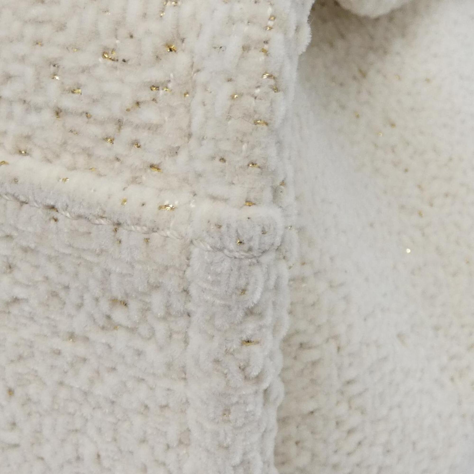 Chanel Gold White Tweed Handbag (Pre-Owned)