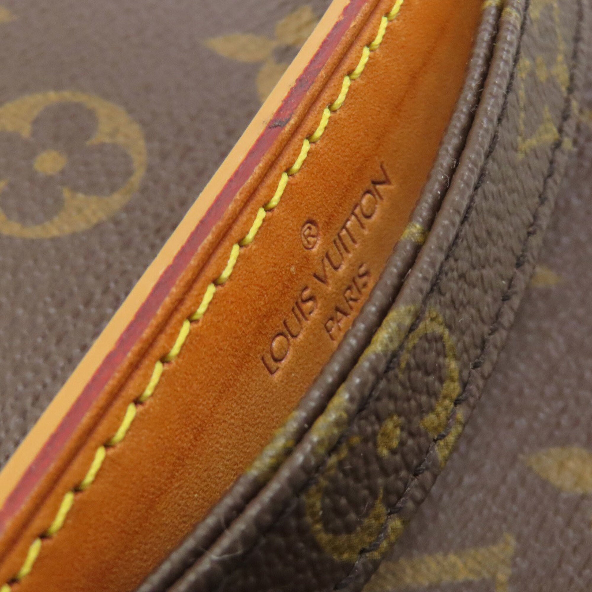 Louis Vuitton Monogram Monogram Shoulder Bag (Pre-Owned)