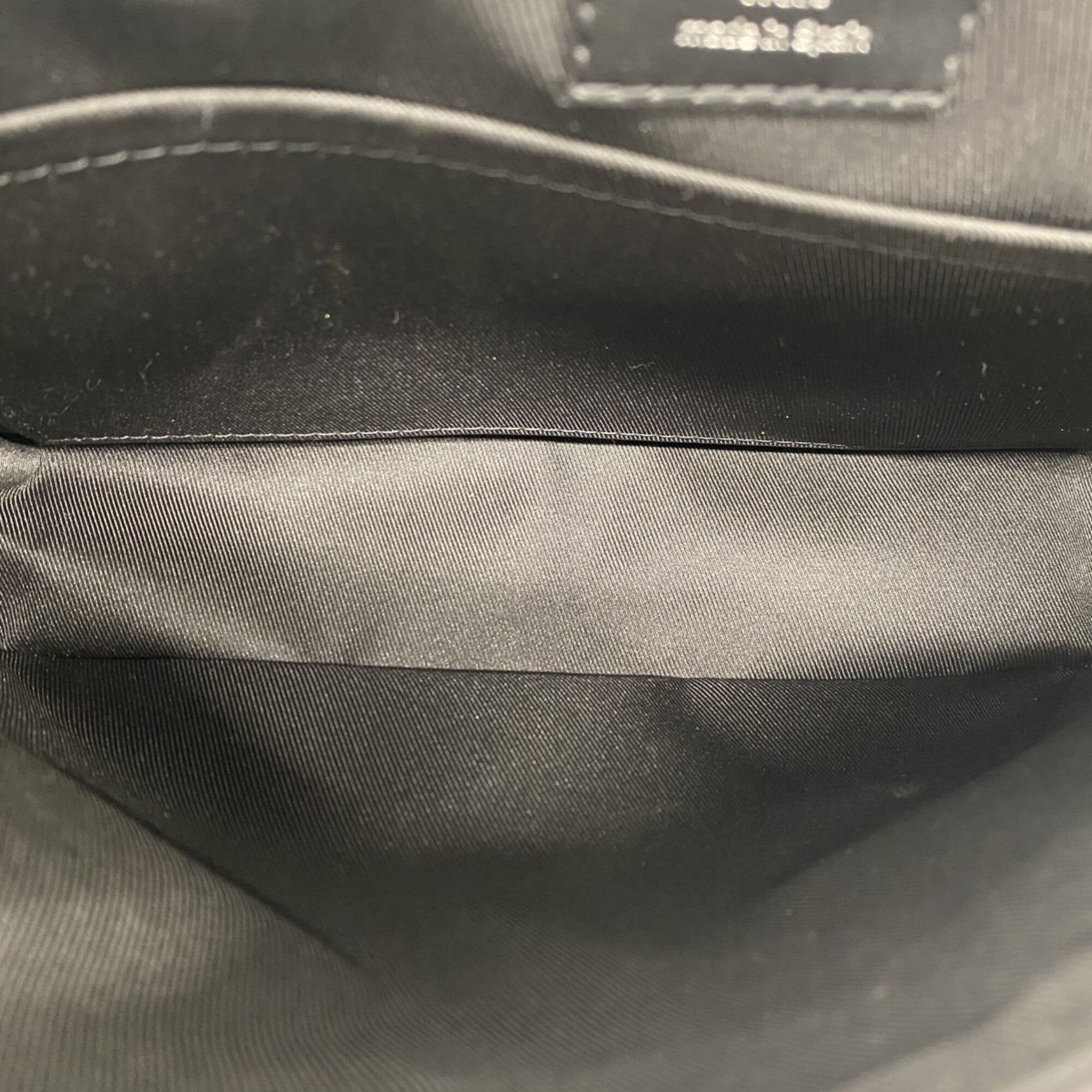 Louis Vuitton Black Shoulder Bag (Pre-Owned)