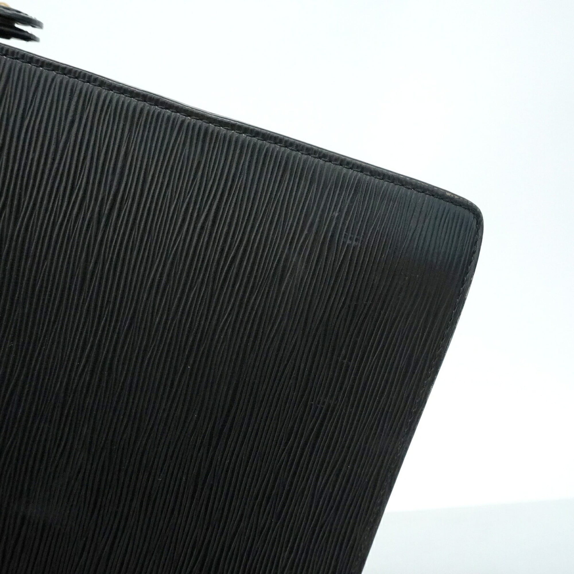 Louis Vuitton Noir Briefcase (Pre-Owned)