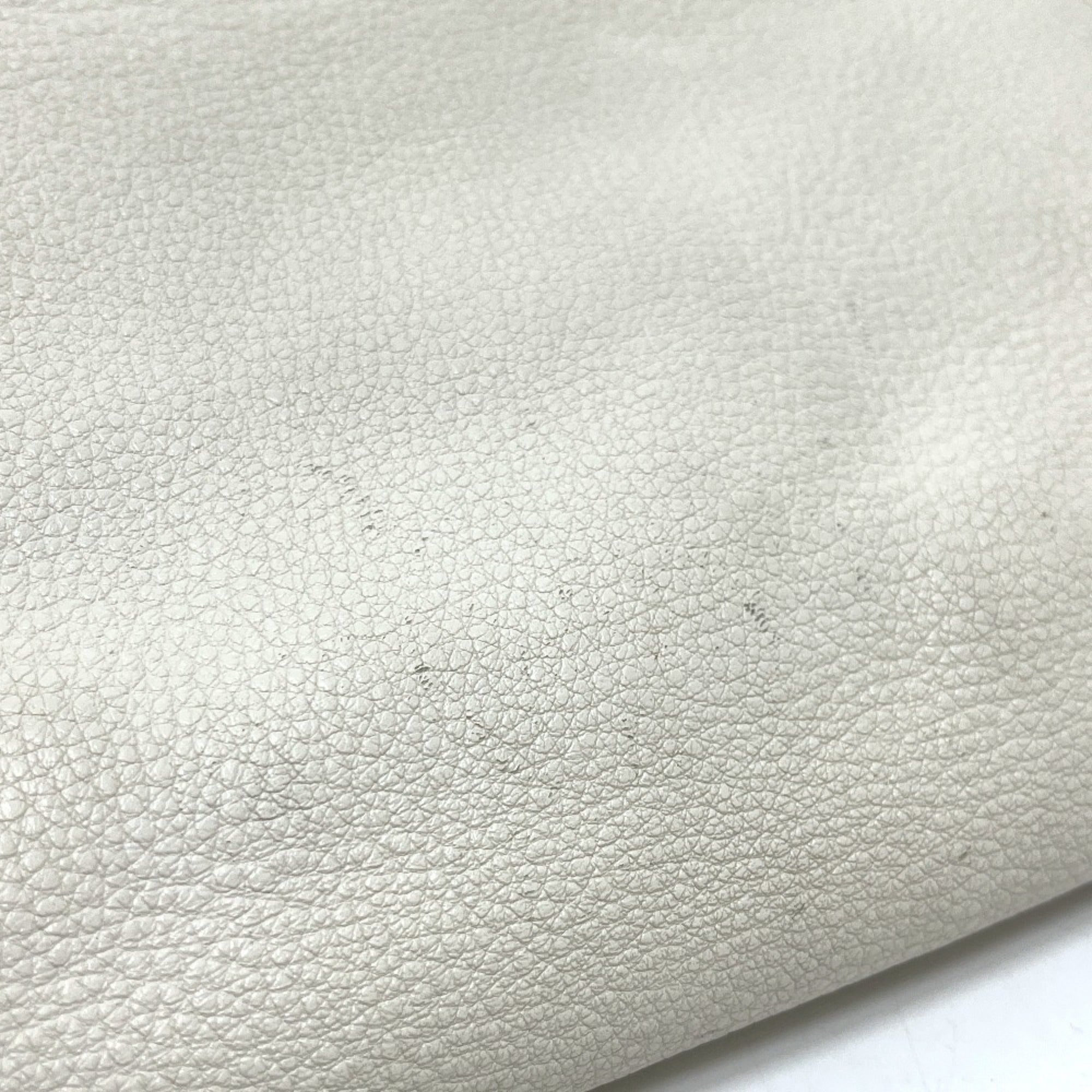 Prada White Leather Handbag Shoulder Bag (Pre-Owned)