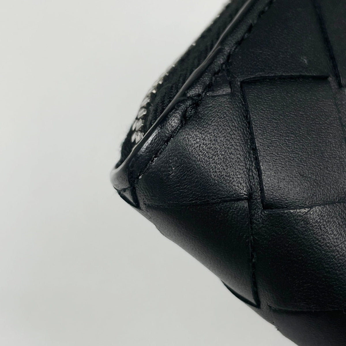 Bottega Veneta Black Leather Long Wallet (Bi-Fold) (Pre-Owned)