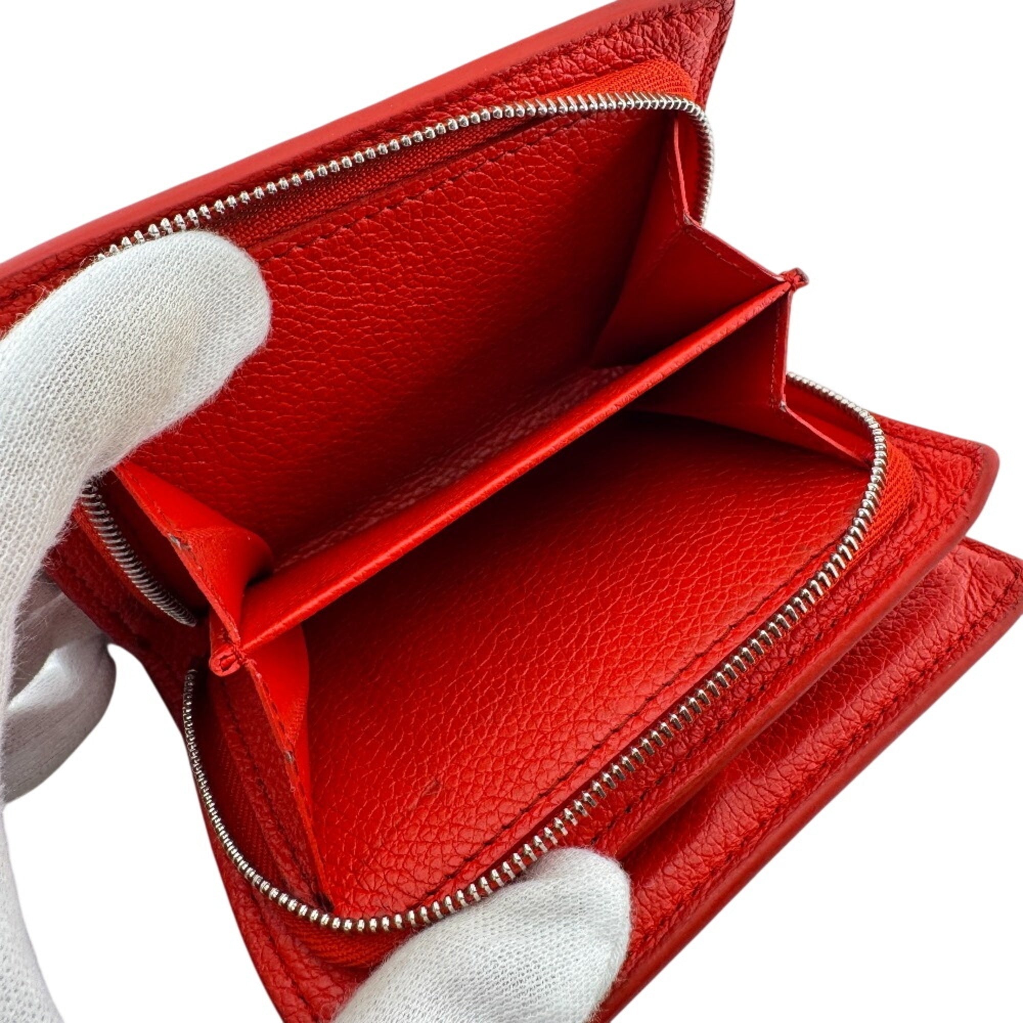 Louis Vuitton Red Color White Leather Wallet (Bi-Fold) (Pre-Owned)