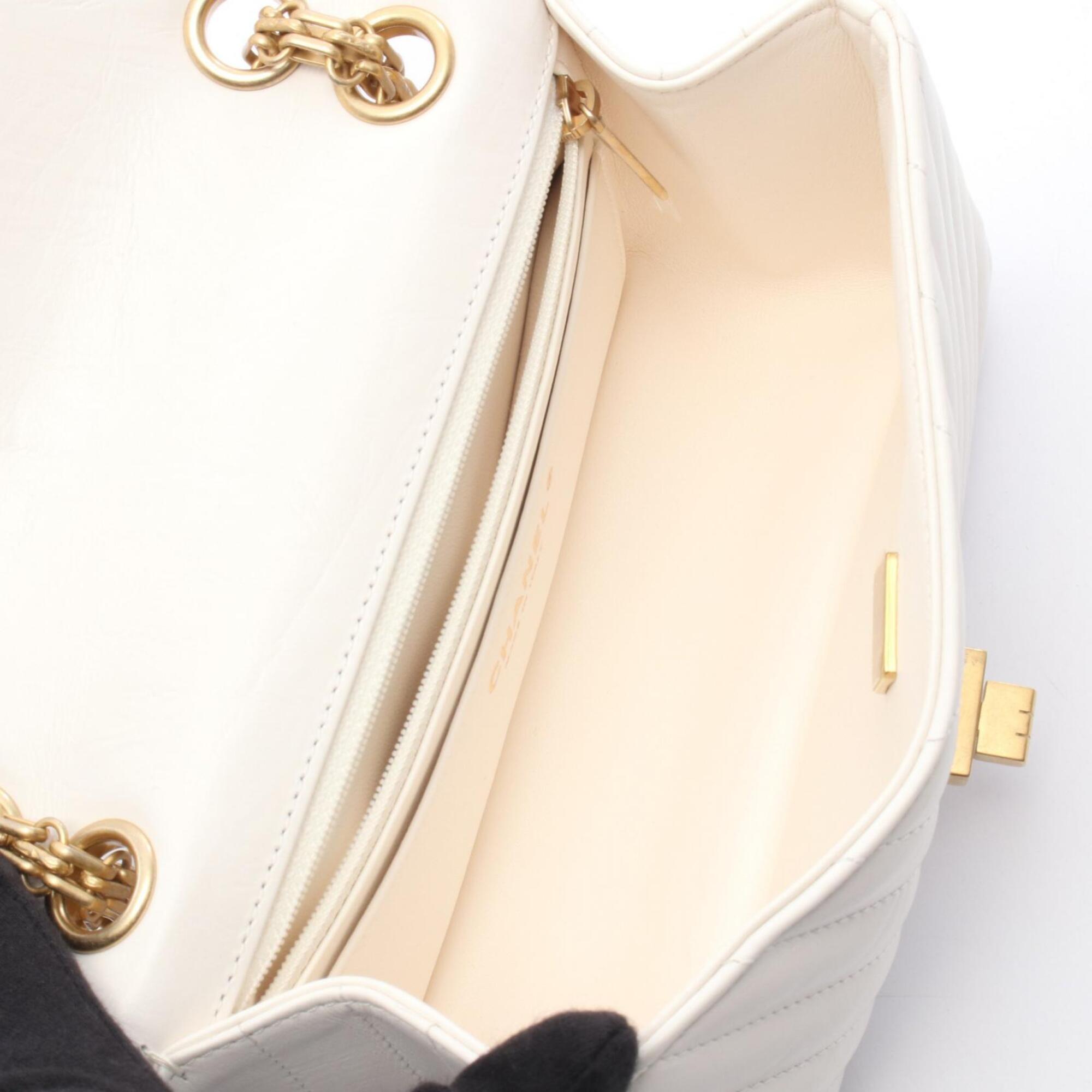 Chanel White Leather Handbag Shoulder Bag (Pre-Owned)