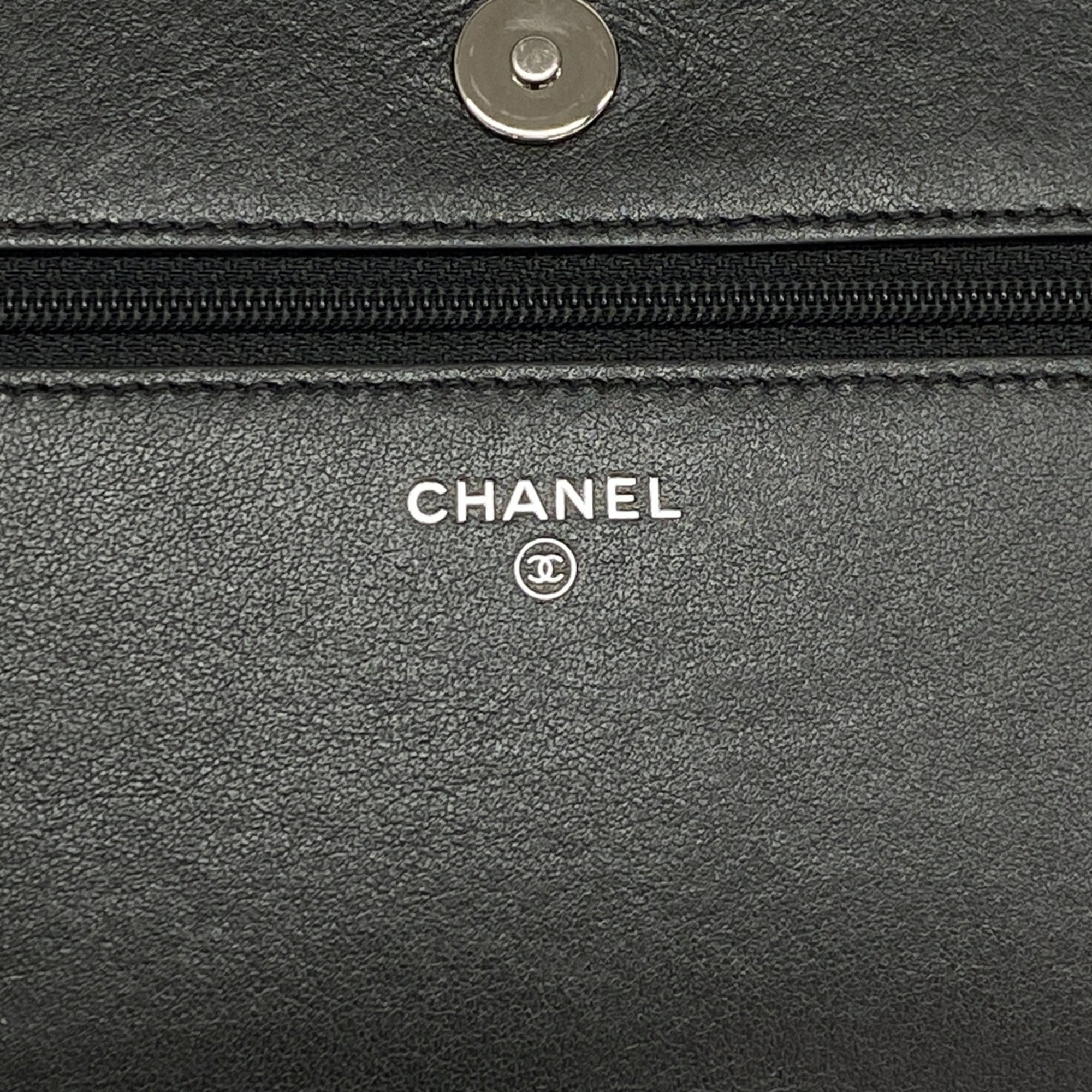 Chanel Black Canvas Chain/Shoulder Wallet (Pre-Owned)