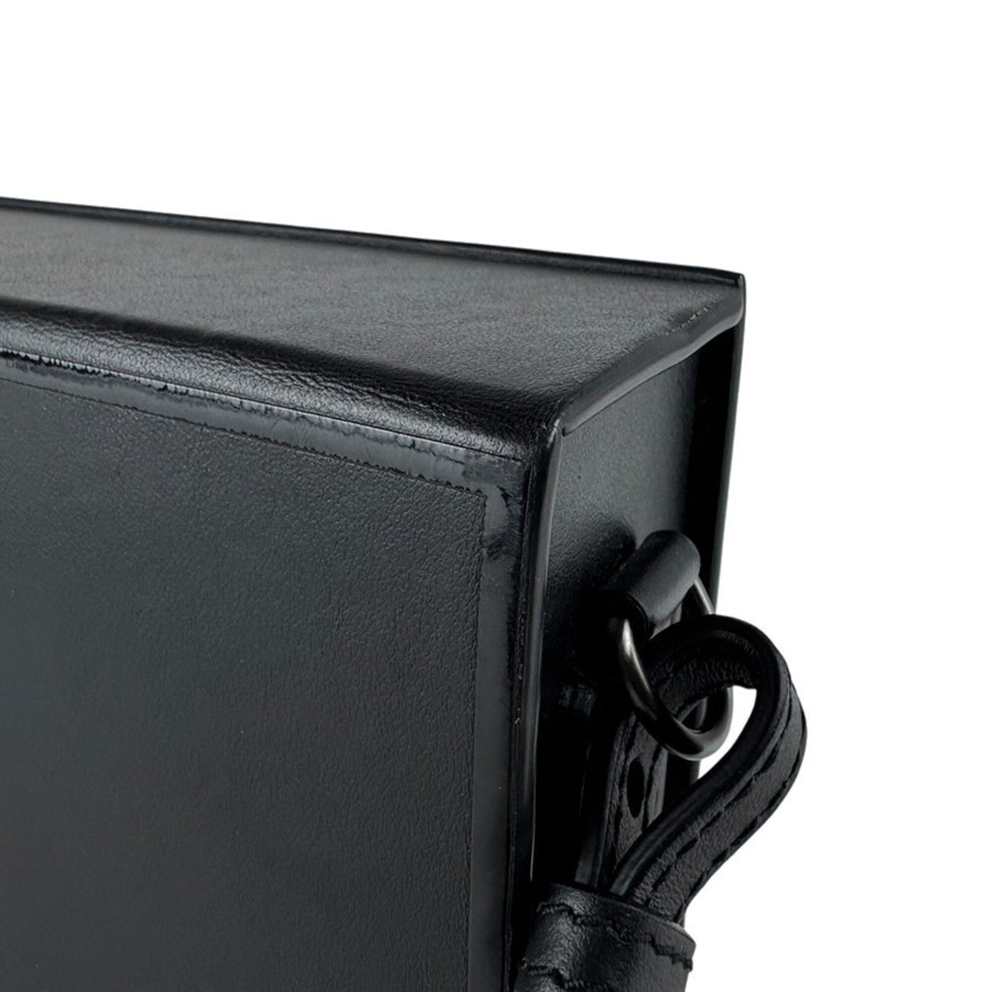 Fendi Black Leather Shoulder Bag (Pre-Owned)