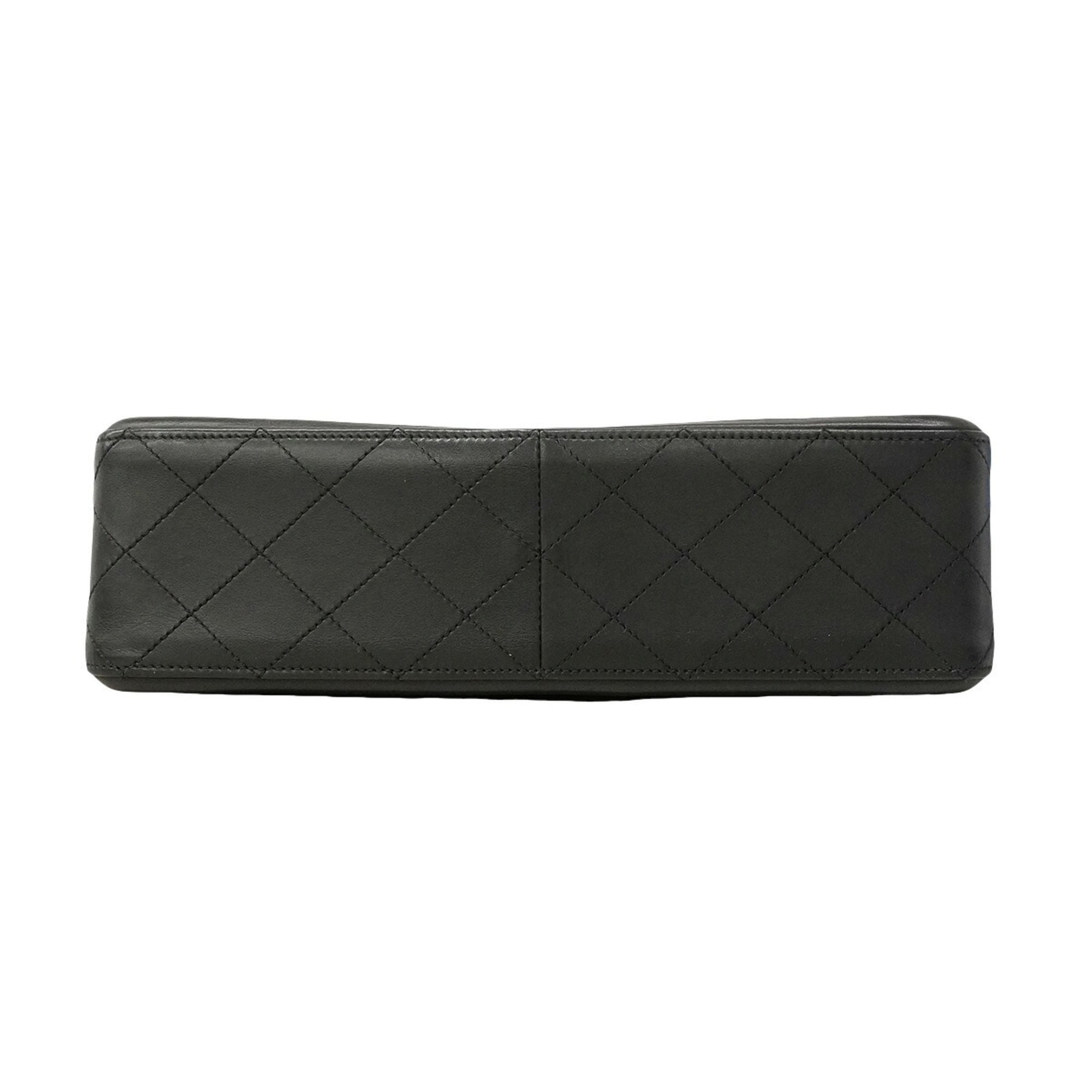 Chanel Black Leather Shoulder Bag (Pre-Owned)
