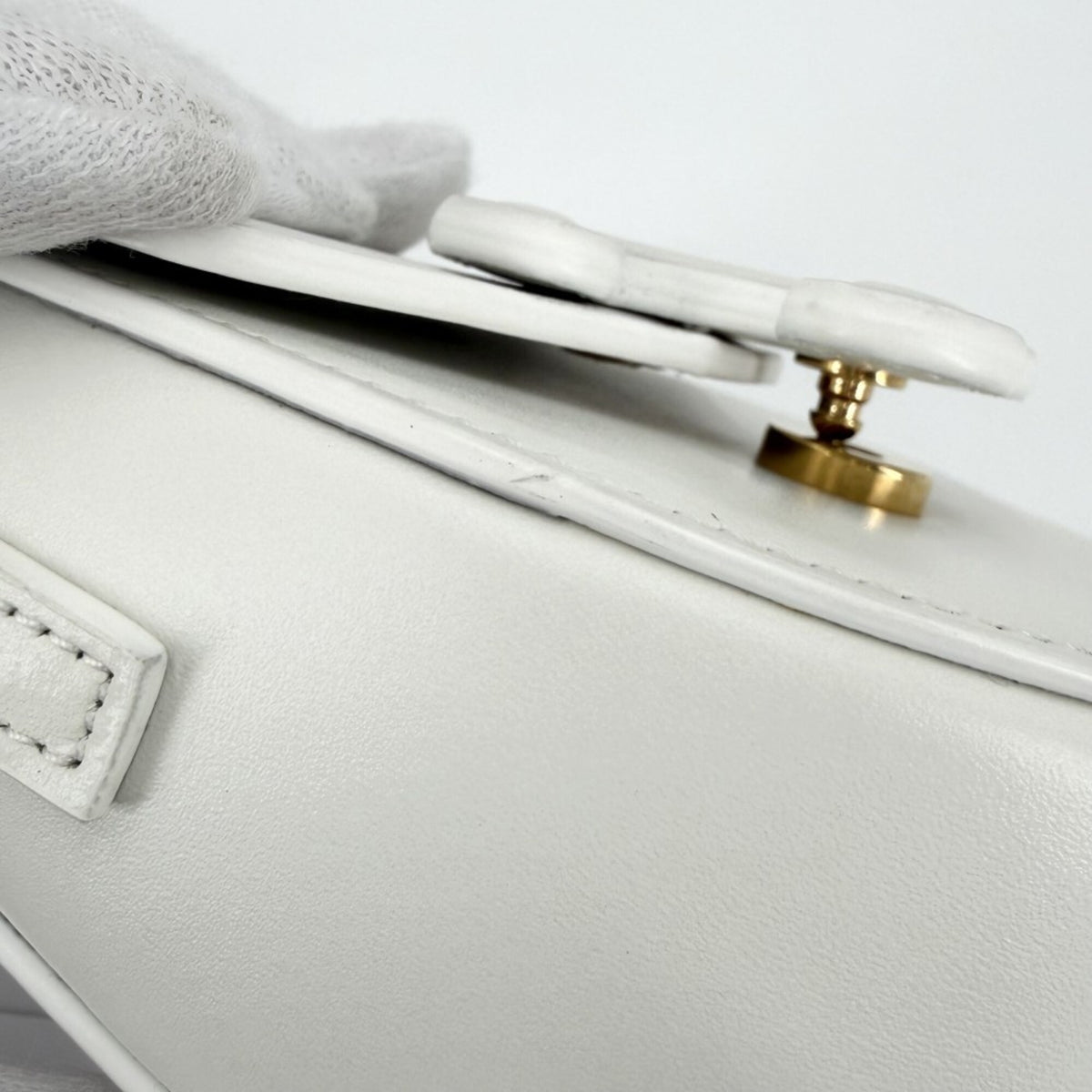 Celine White Leather Pochette Shoulder Bag (Pre-Owned)