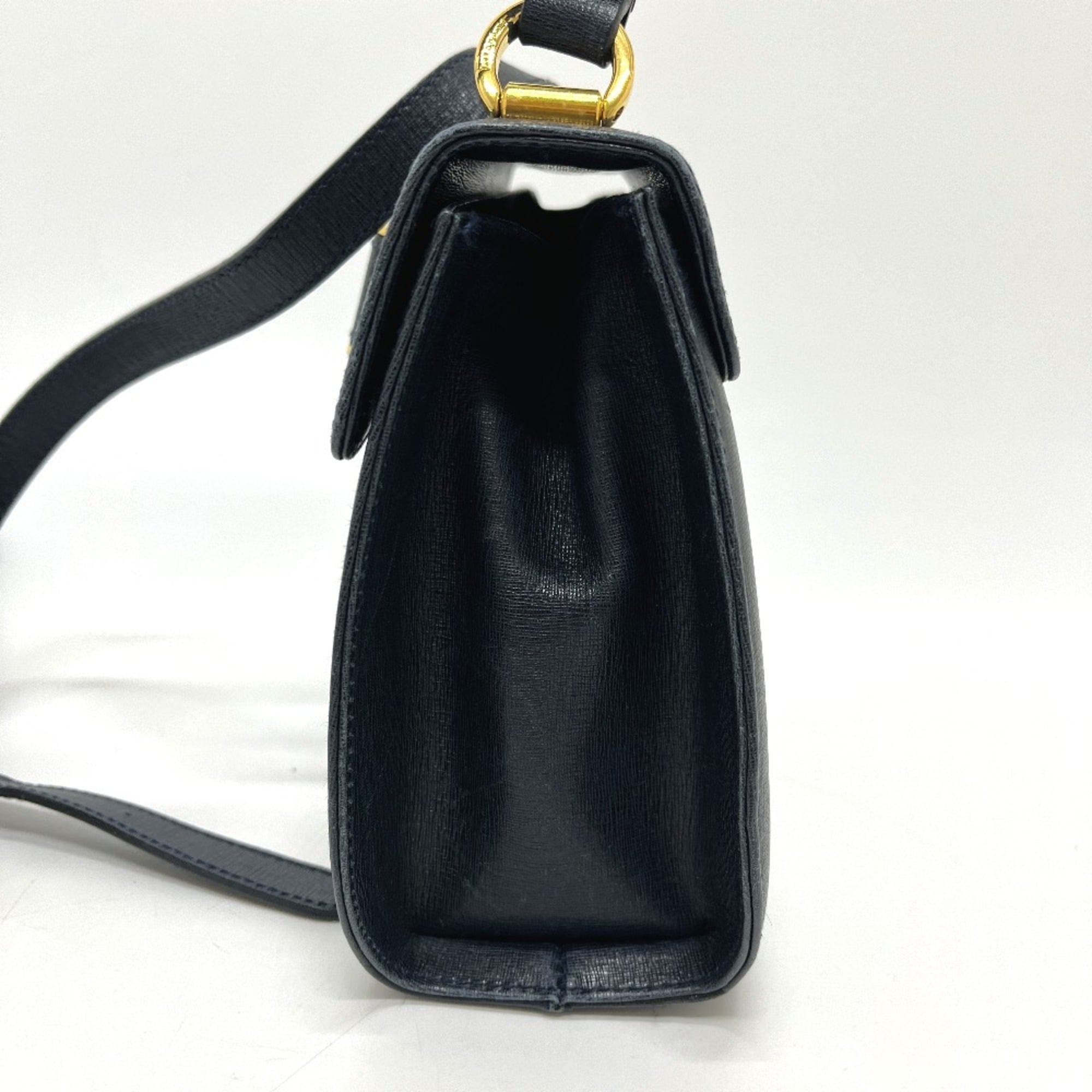 Salvatore Ferragamo Navy Leather Handbag Shoulder Bag (Pre-Owned)
