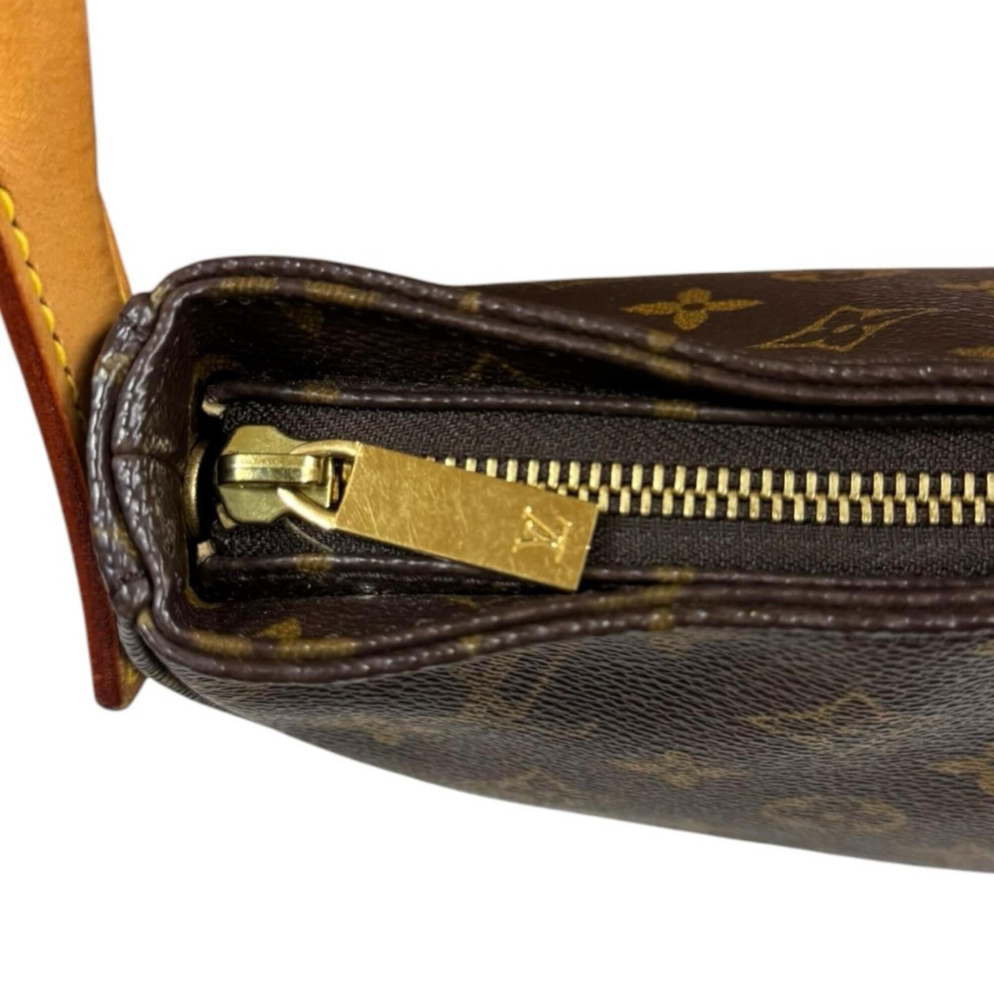 Louis Vuitton Brown Monogram Canvas Shoulder Bag (Pre-Owned)
