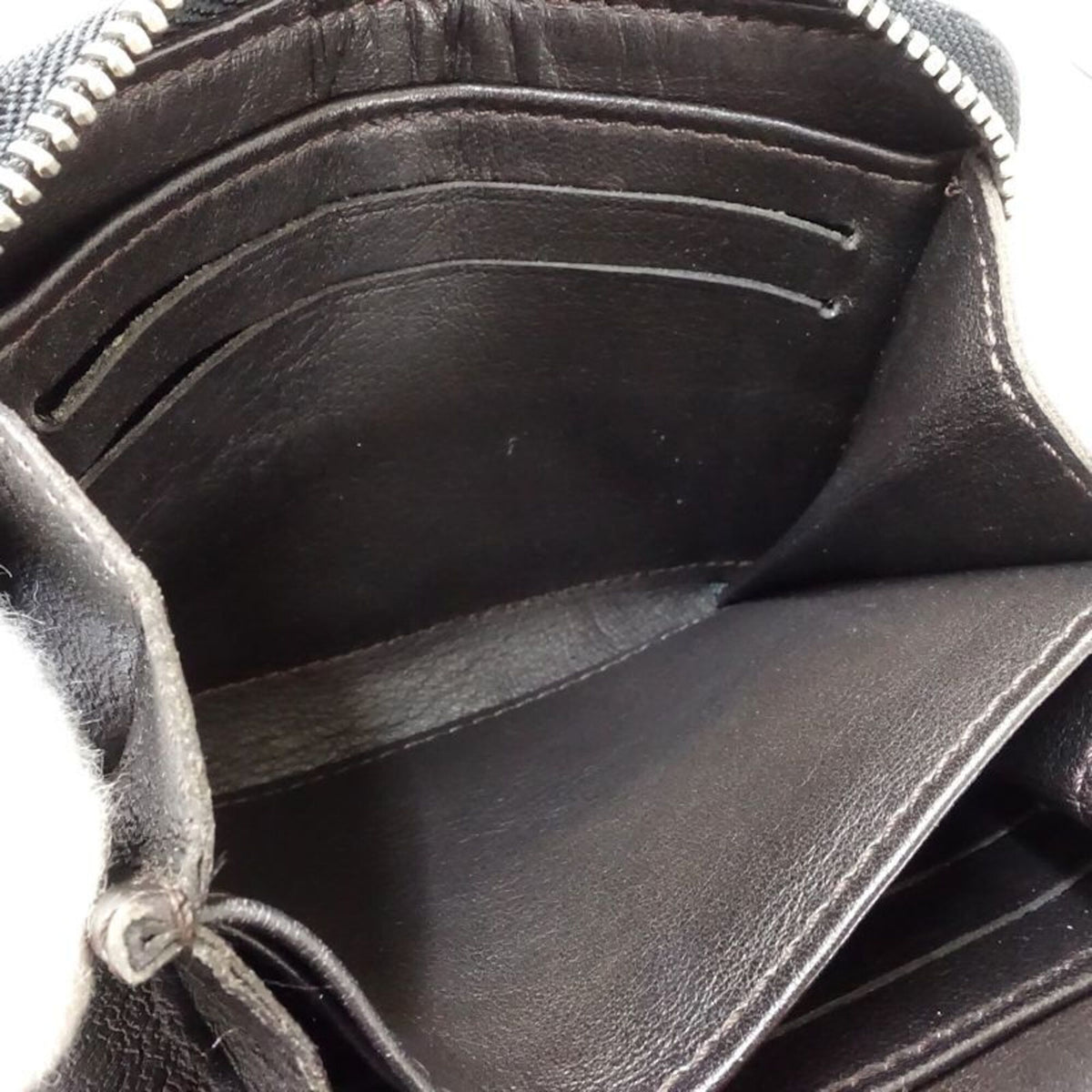 Louis Vuitton Noir Leather Coin Purse/Coin Case (Pre-Owned)