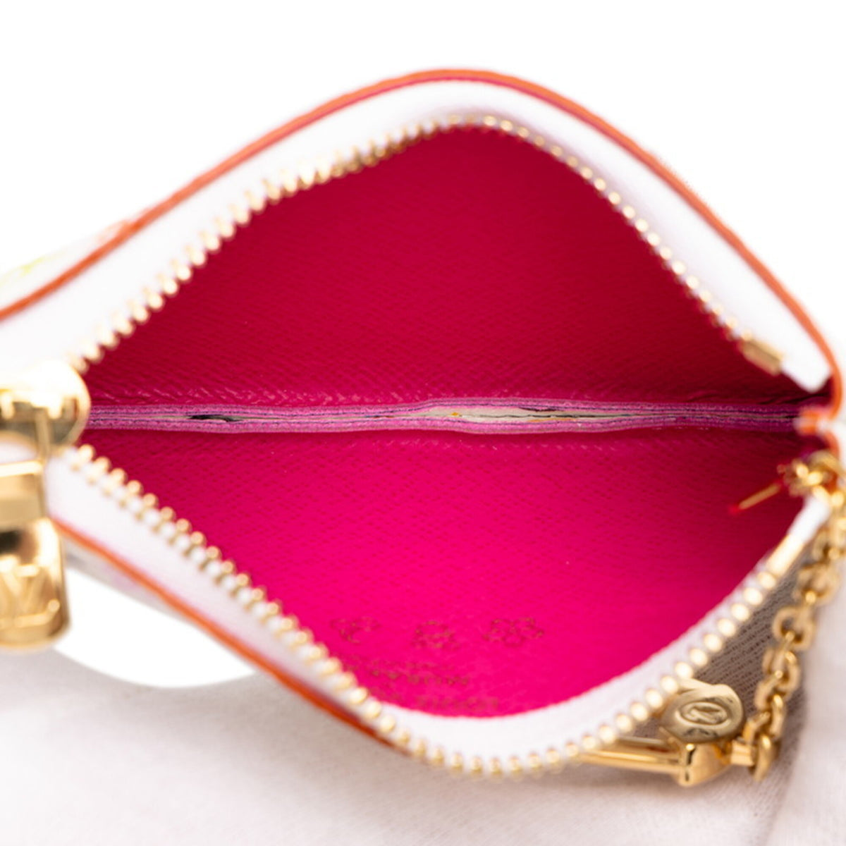 Louis Vuitton Multi-Color White Pvc Leather Handbag Pouch (Pre-Owned)