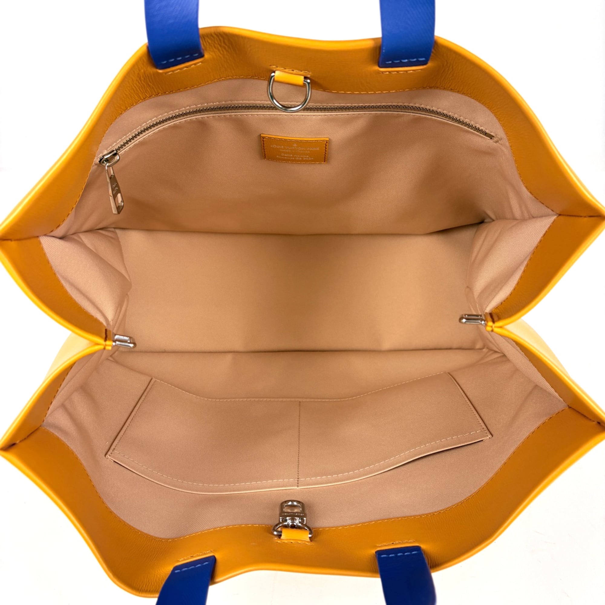 Louis Vuitton Saffron Leather Tote Bag (Pre-Owned)