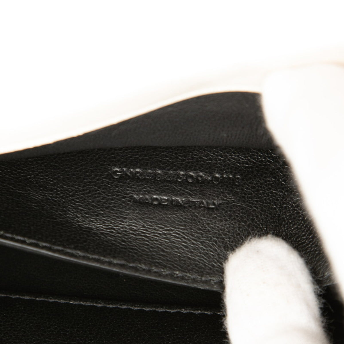 Saint Laurent White Leather Shoulder Bag (Pre-Owned)
