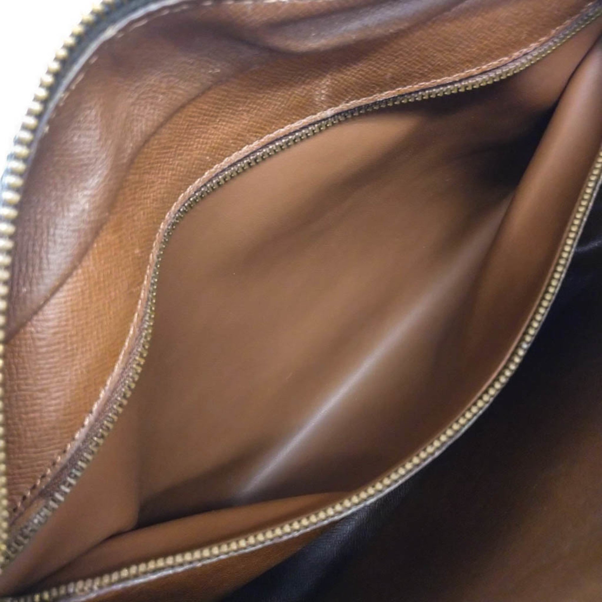Louis Vuitton Monogram Monogram Monogram Shoulder Bag (Pre-Owned)
