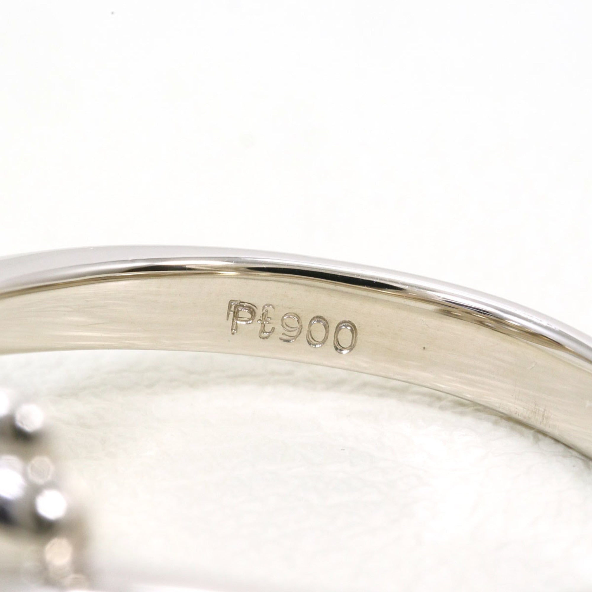 Unbranded Platinum Platinum 900 Band Ring (Pre-Owned)