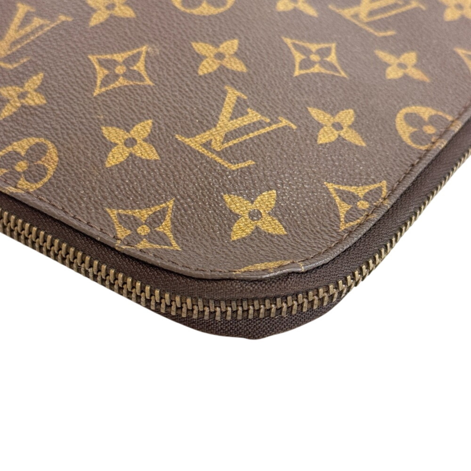 Louis Vuitton Brown Monogram Monogram Clutch Bag (Pre-Owned)