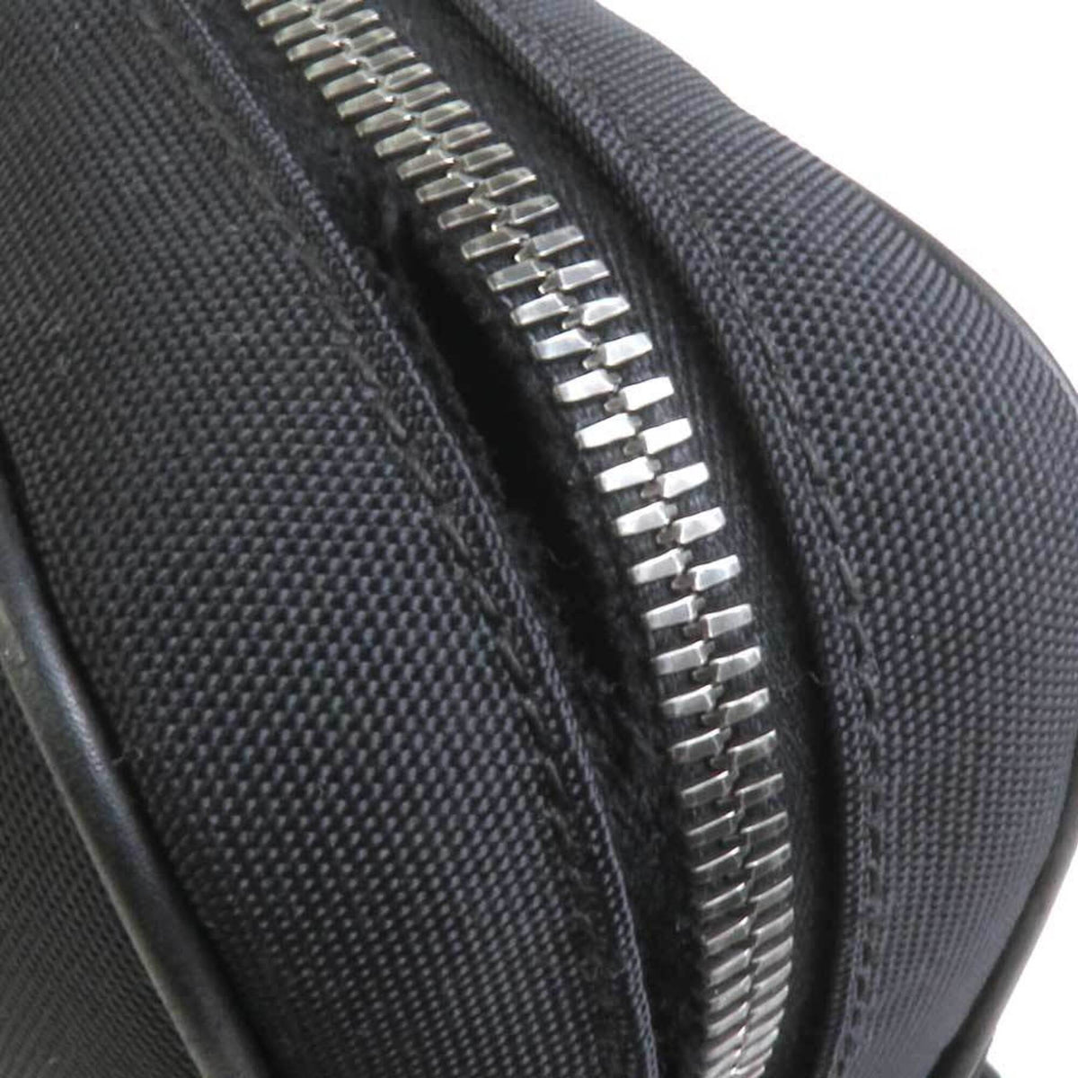 Bottega Veneta Black Nylon Canvas Leather Sling Bag (Pre-Owned)