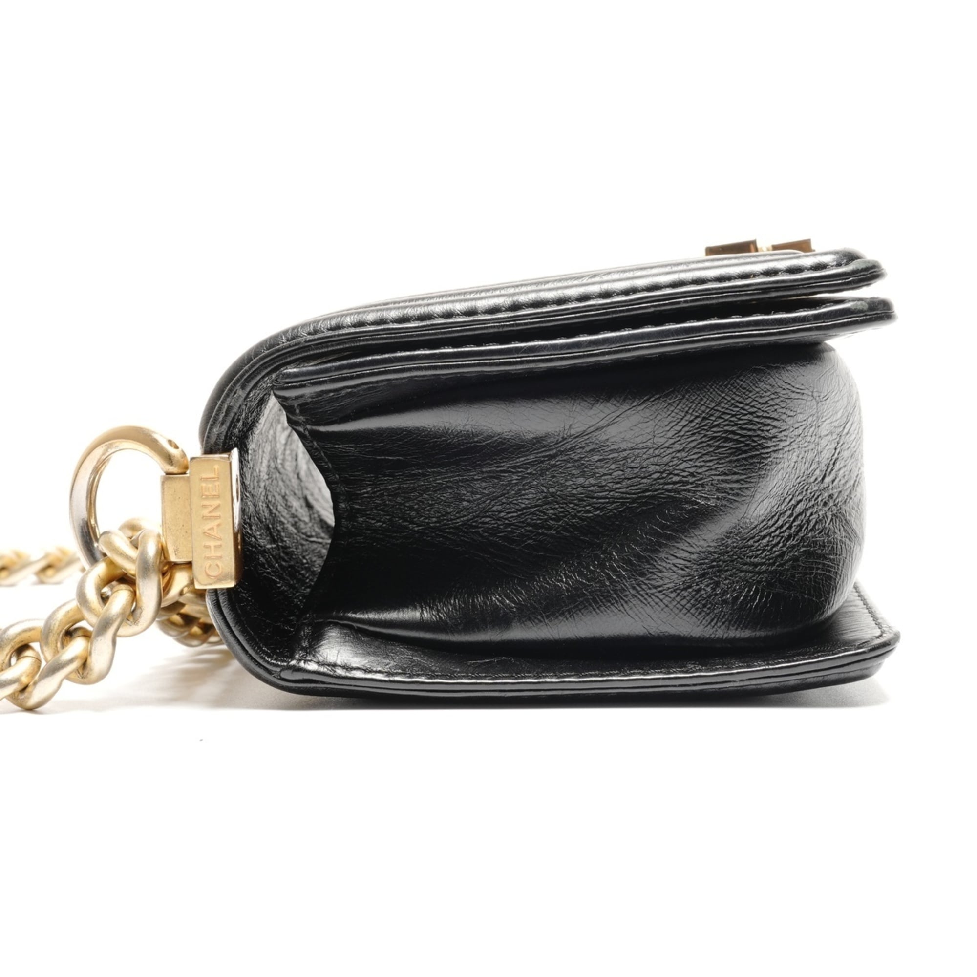 Chanel Black Shoulder Bag (Pre-Owned)