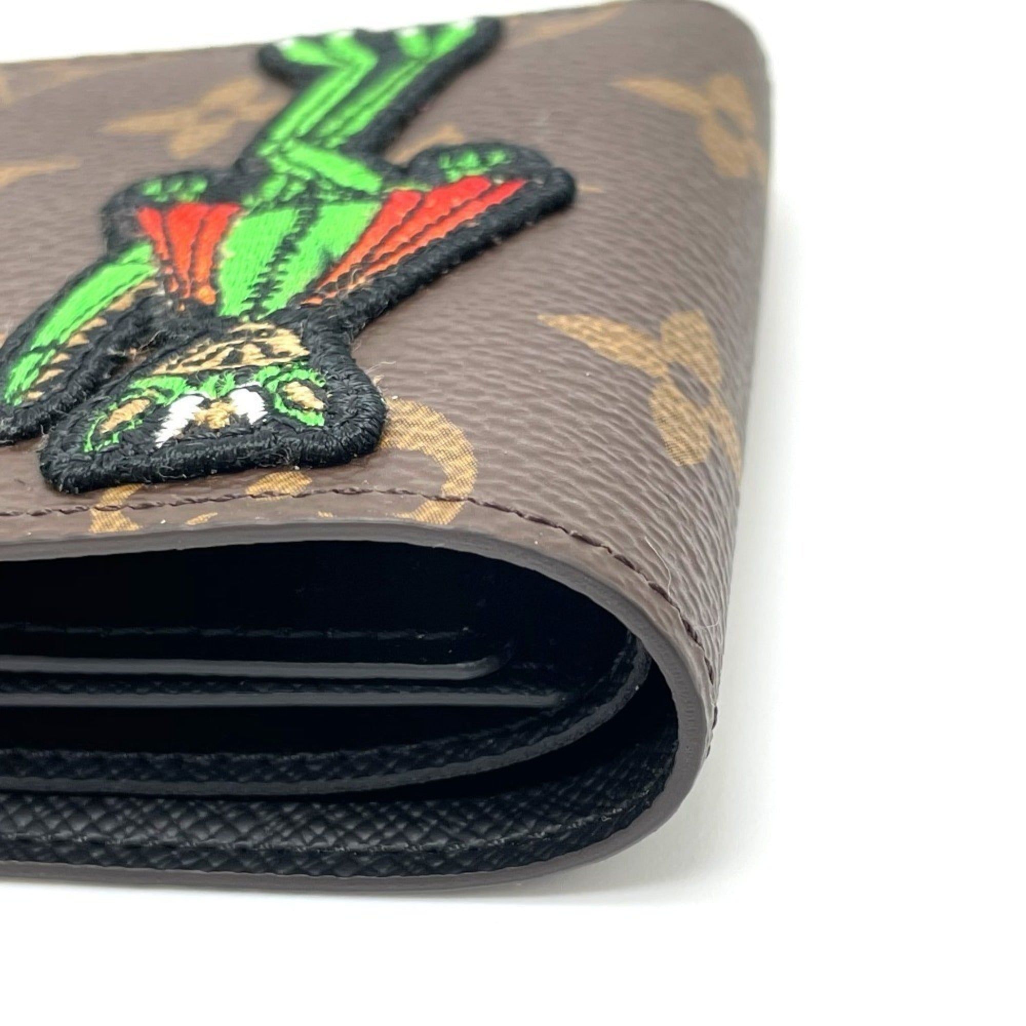 Louis Vuitton Brown Monogram Monogram Wallet (Bi-Fold) (Pre-Owned)