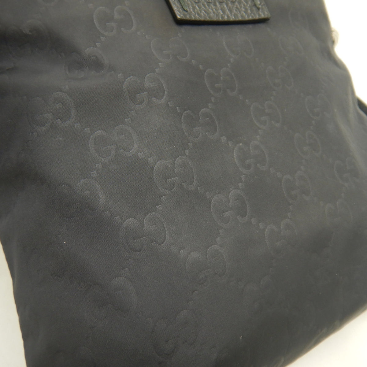 Gucci Black Nylon Leather Shoulder Bag (Pre-Owned)