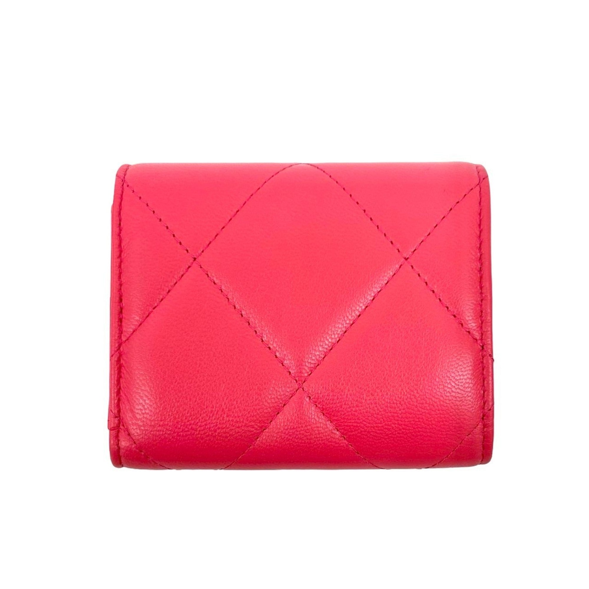 Chanel Pink Leather Wallet (Tri-Fold) (Pre-Owned)