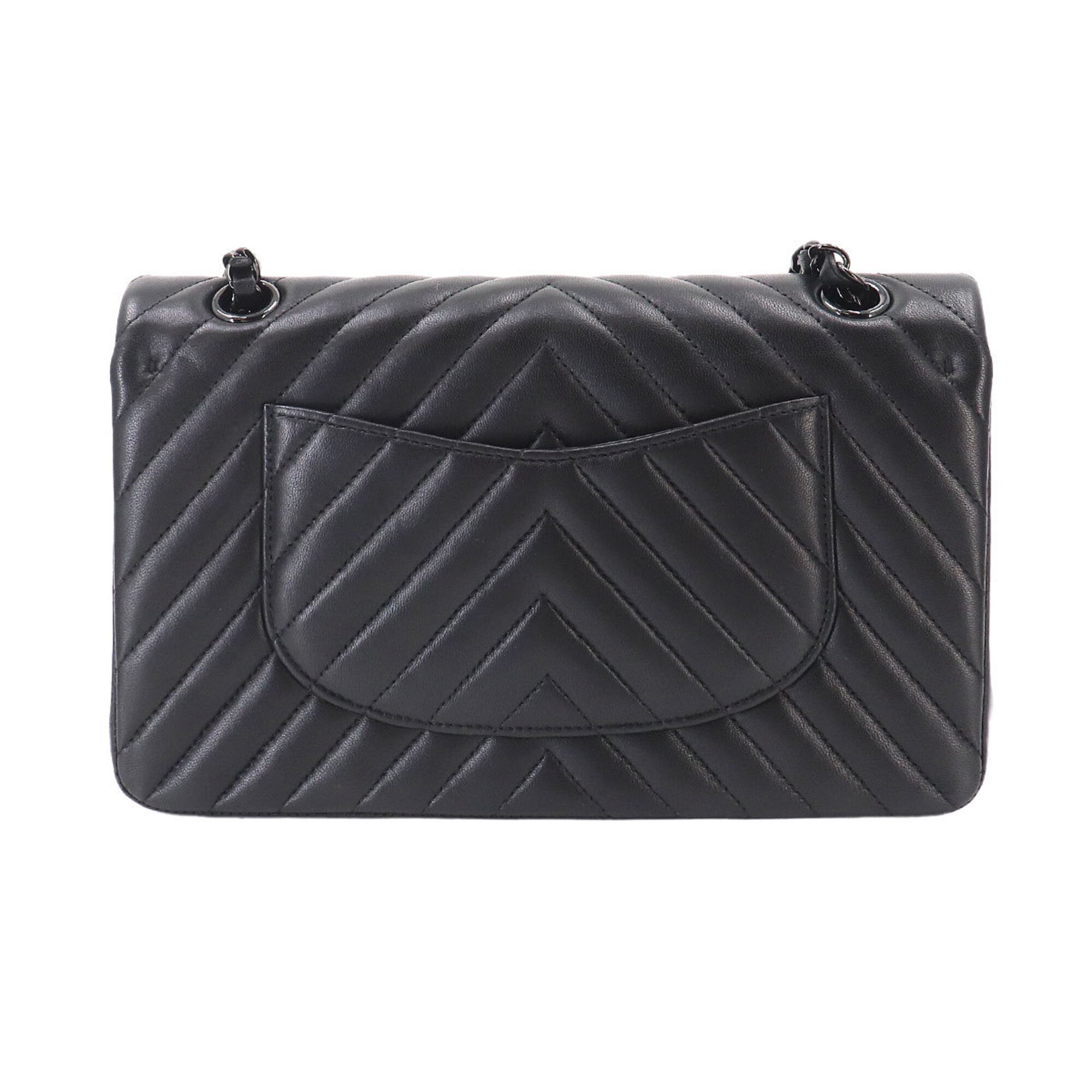 Chanel Chevron (V Stitch) Black Leather Handbag Shoulder Bag (Pre-Owned)