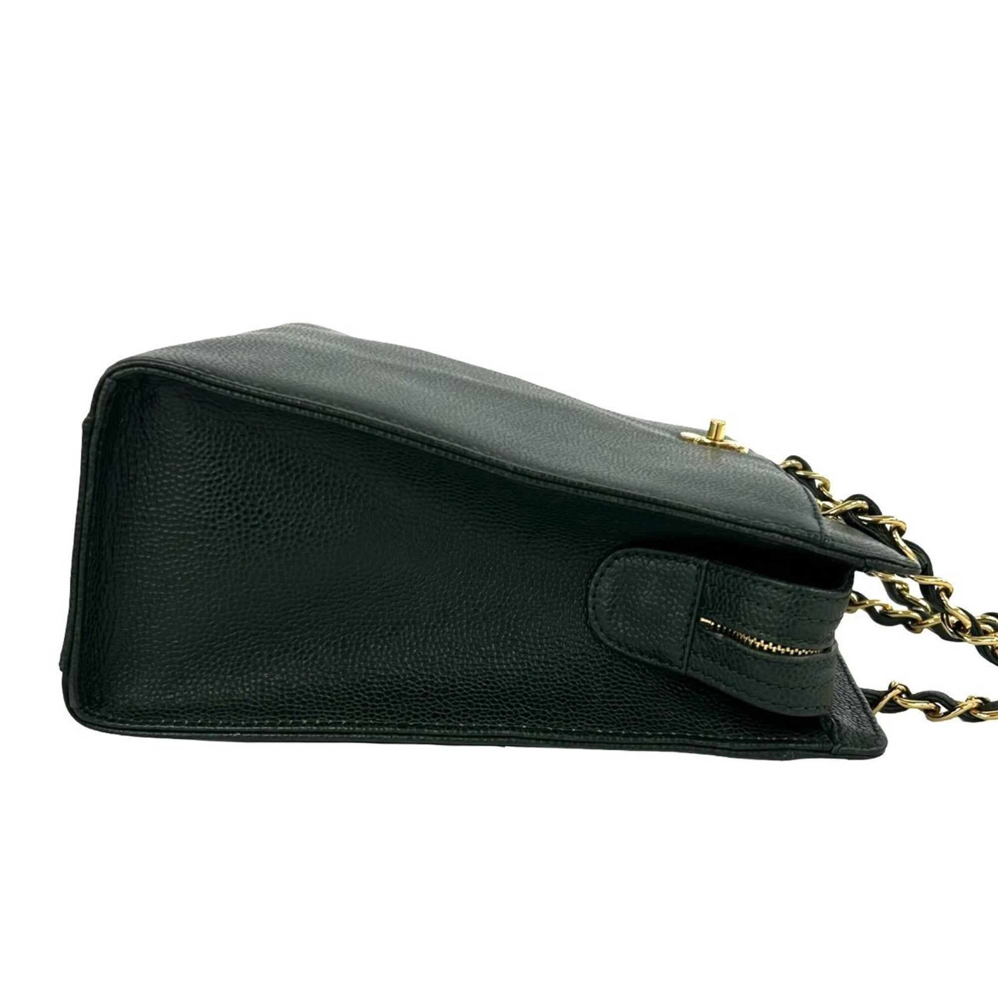 Chanel Green Grained Calfskin Handbag (Pre-Owned)