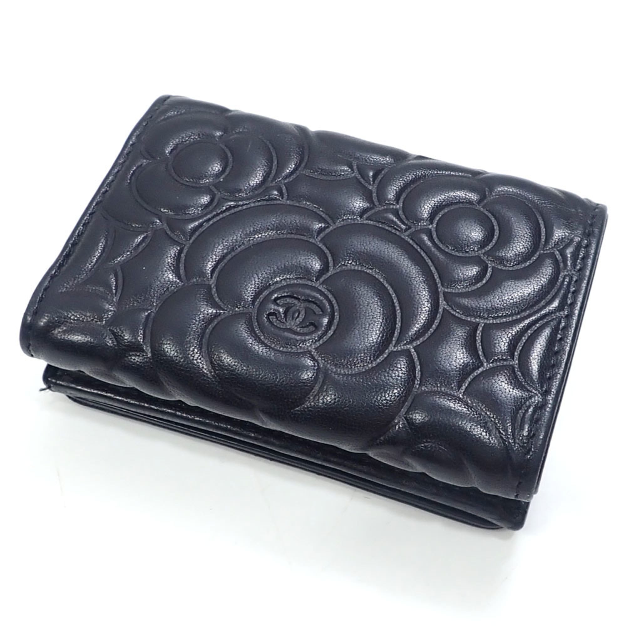 Chanel Black Leather Wallet (Tri-Fold) (Pre-Owned)