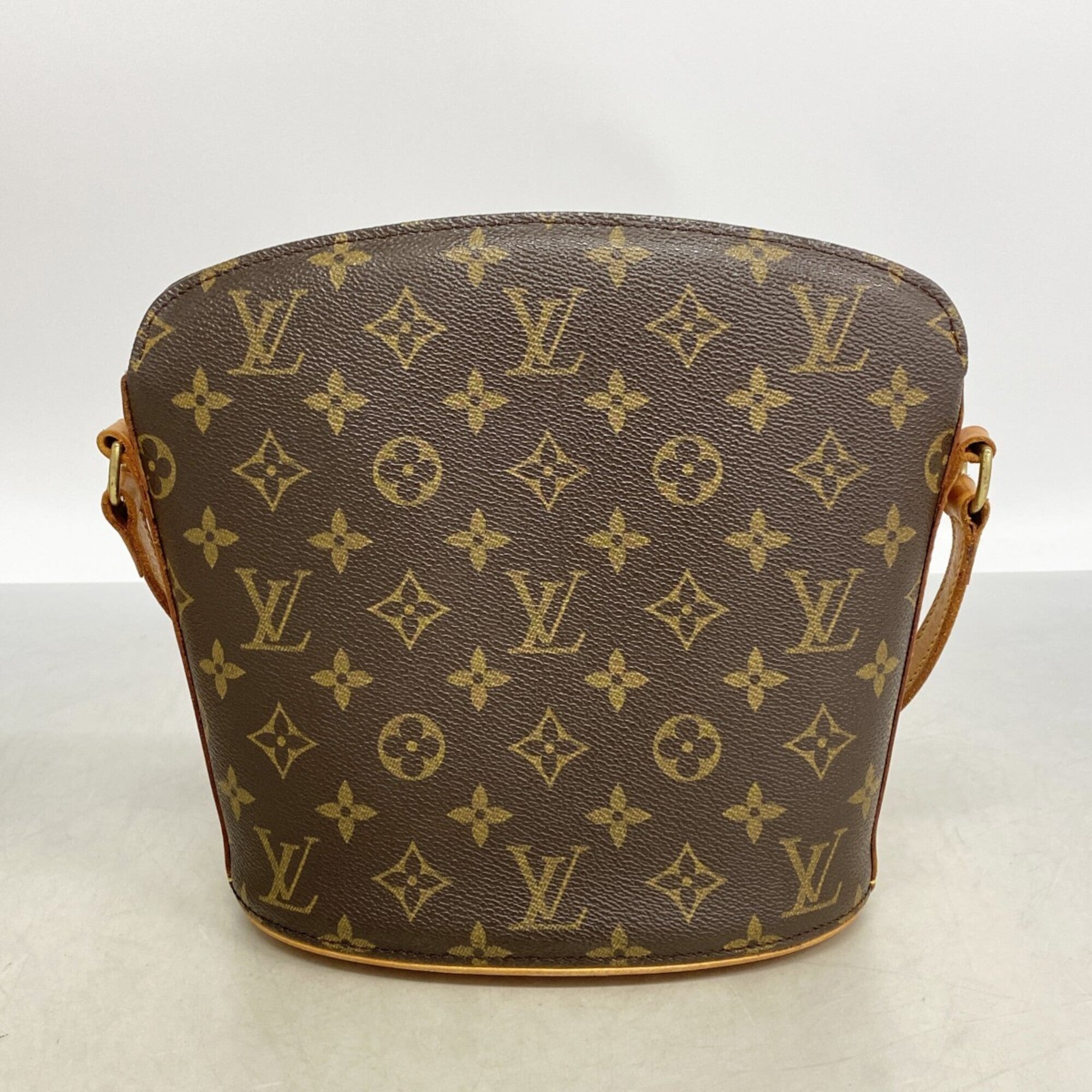 Louis Vuitton Brown Shoulder Bag (Pre-Owned)